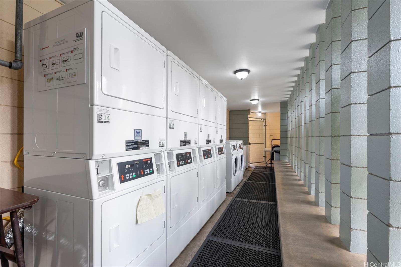 Punahou Gardens Apts condo # A705, Honolulu, Hawaii - photo 11 of 13