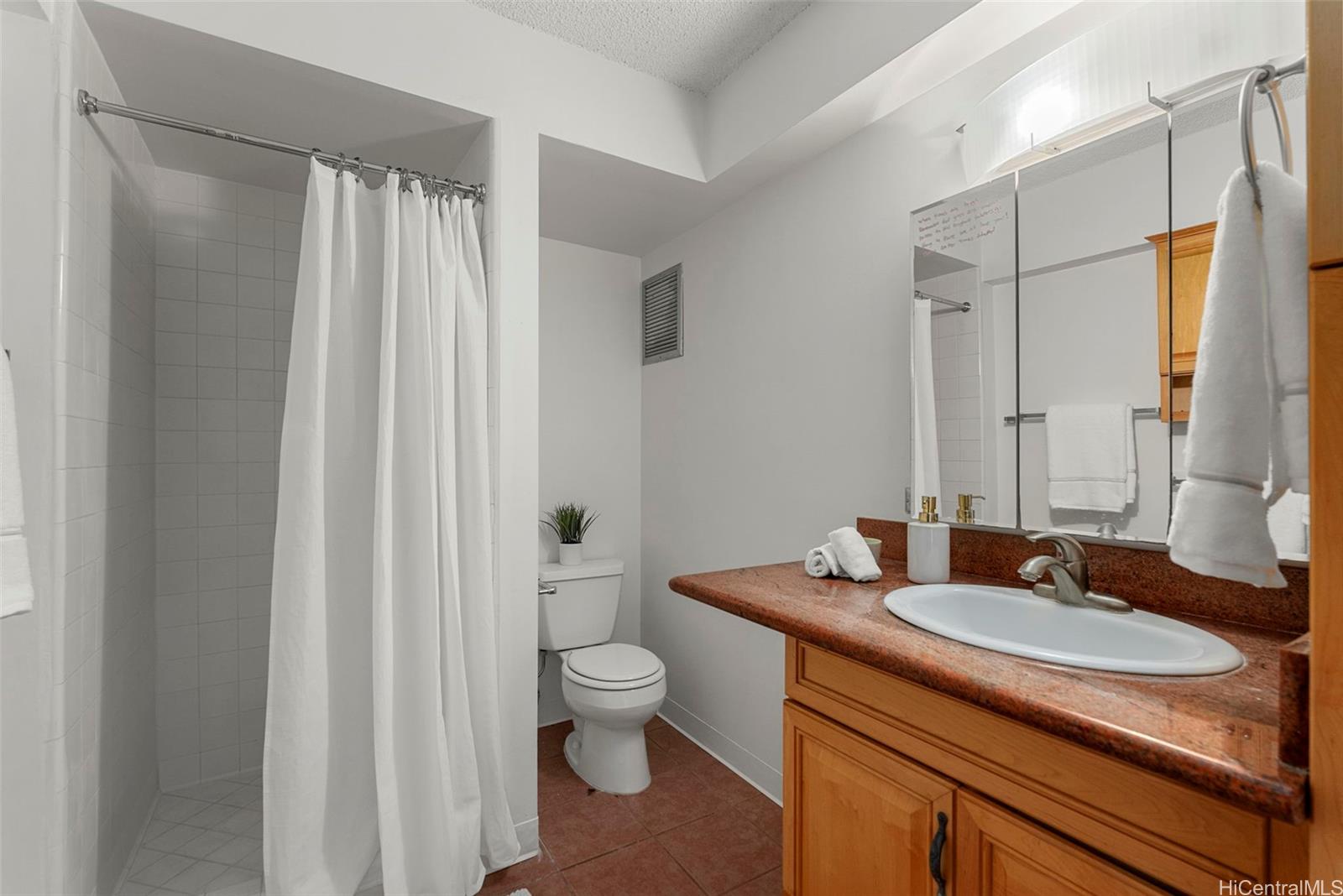 Punahou Gardens Apts condo # A705, Honolulu, Hawaii - photo 8 of 13