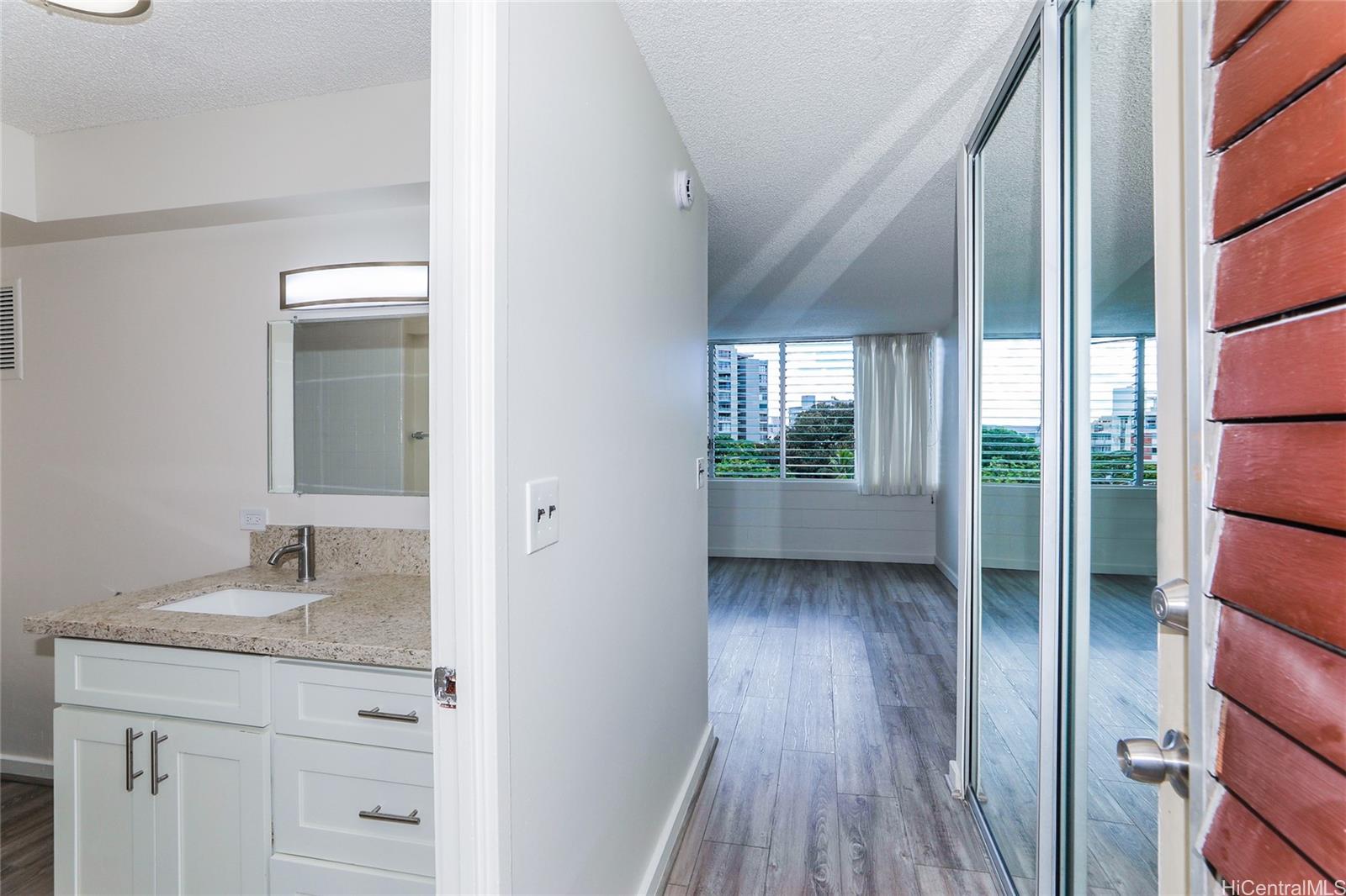 Punahou Gardens Apts condo # A711, Honolulu, Hawaii - photo 2 of 18