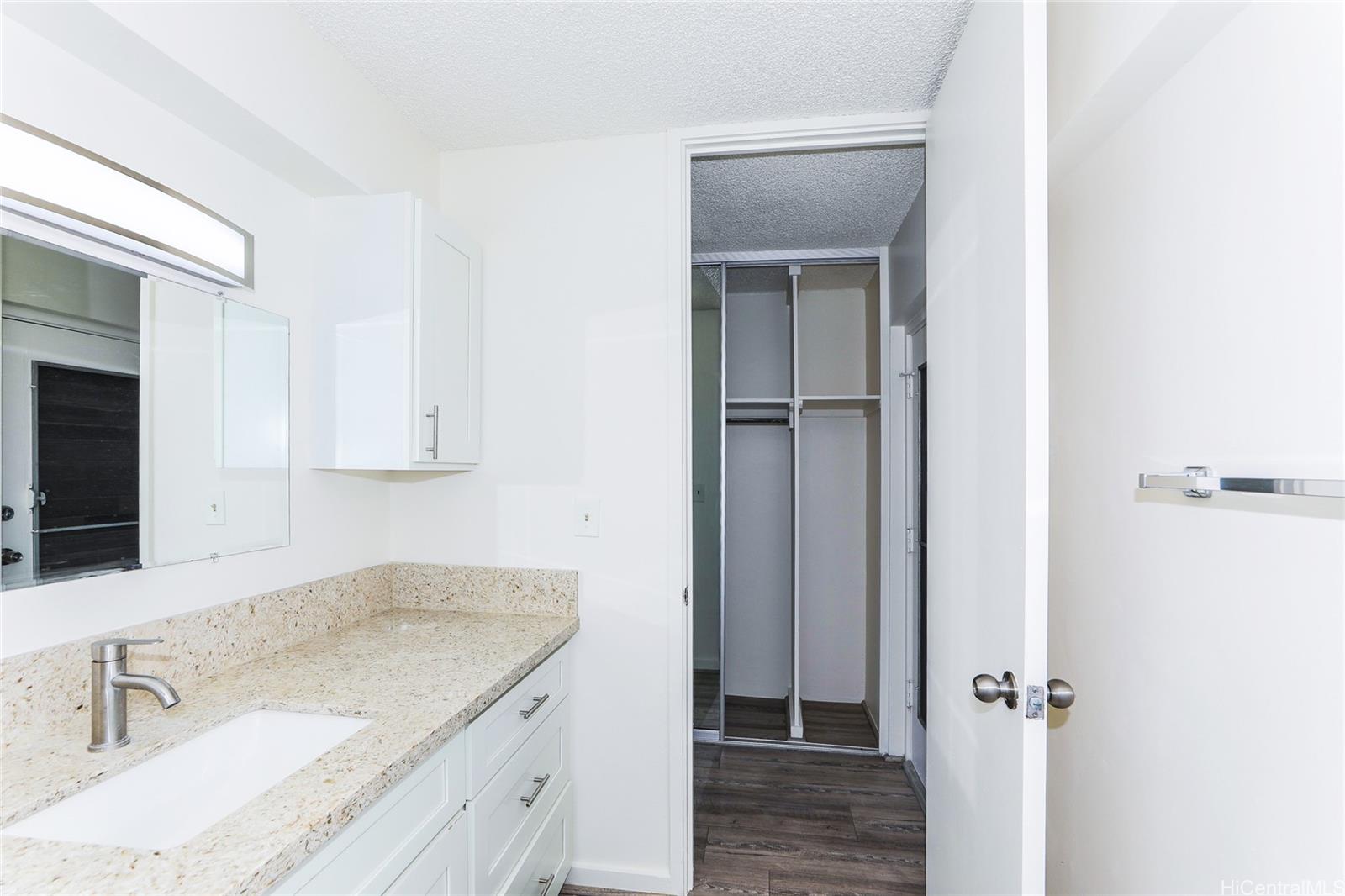 Punahou Gardens Apts condo # A711, Honolulu, Hawaii - photo 8 of 18