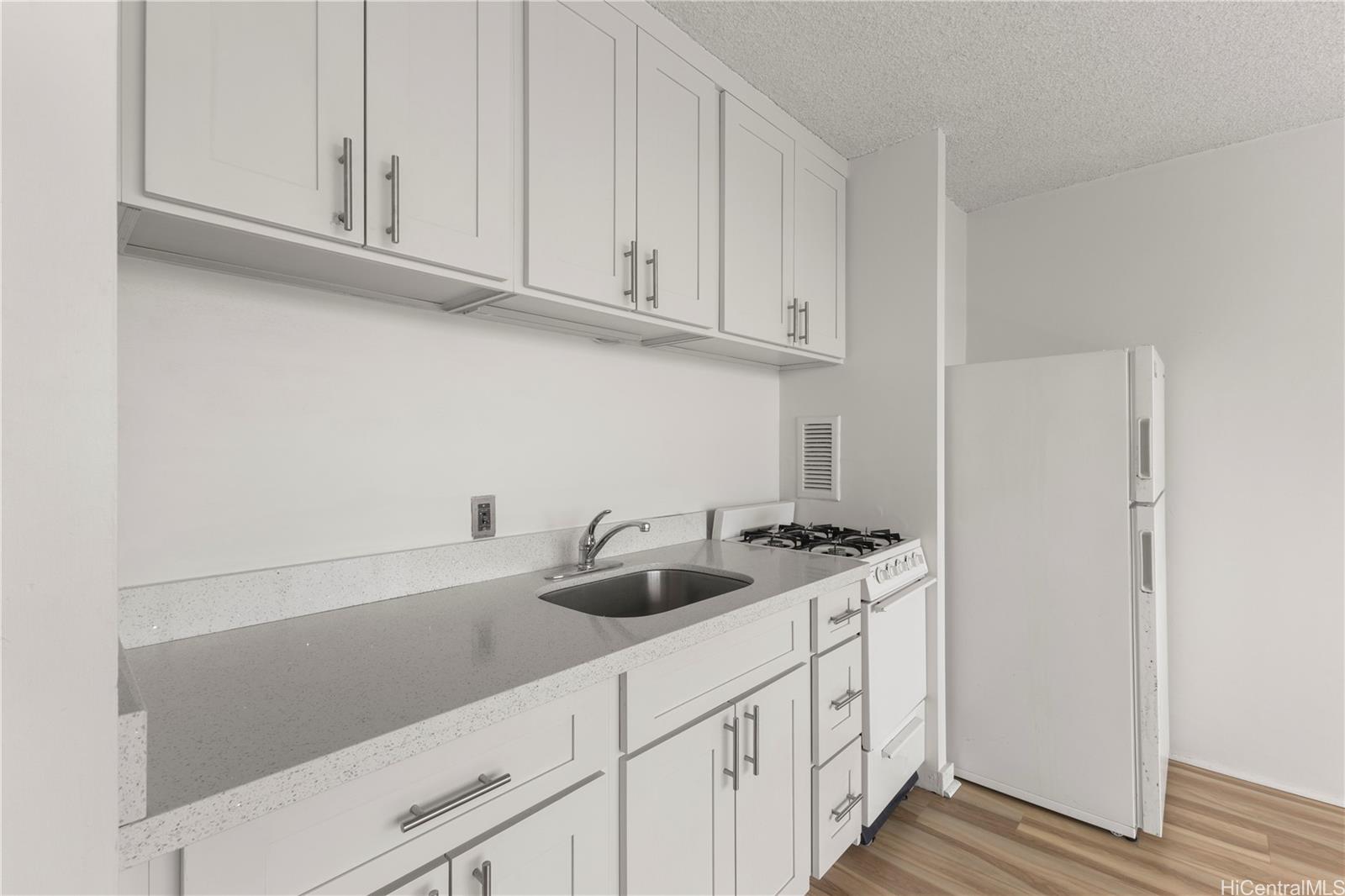 Punahou Gardens Apts condo # A713, Honolulu, Hawaii - photo 9 of 14