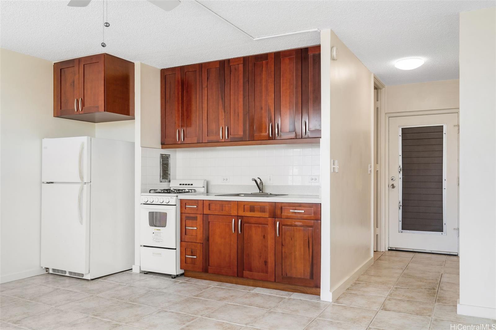 Punahou Gardens Apts condo # A804, Honolulu, Hawaii - photo 11 of 25