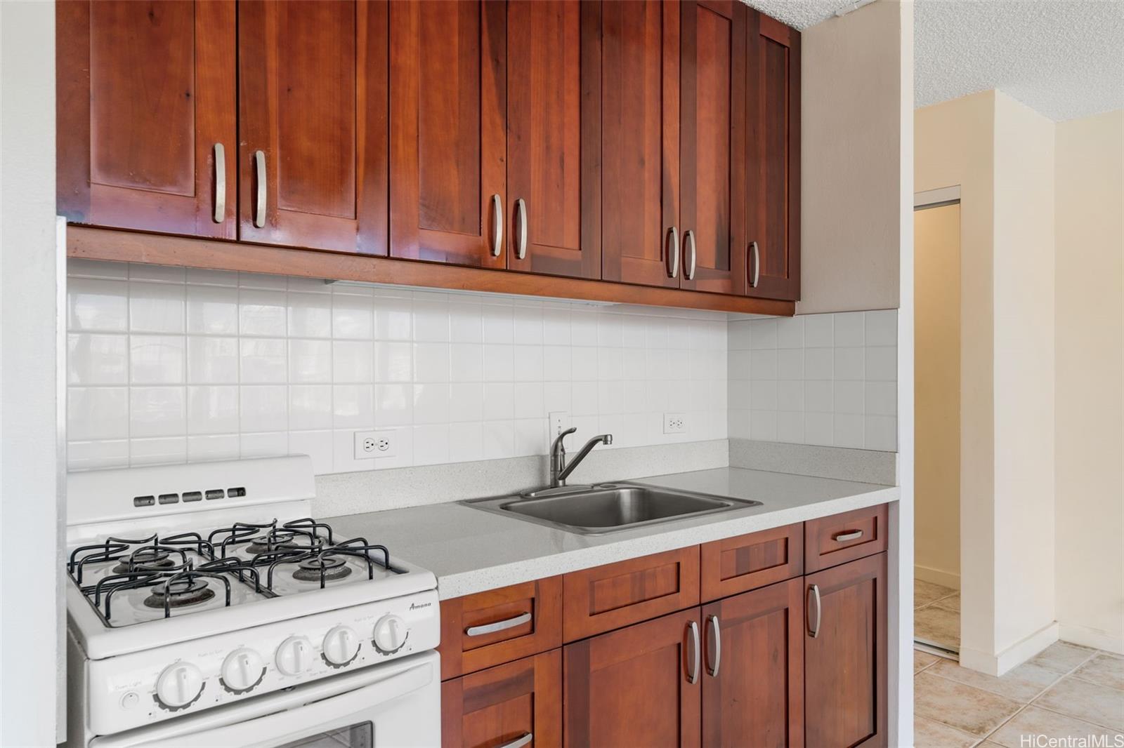 Punahou Gardens Apts condo # A804, Honolulu, Hawaii - photo 9 of 25