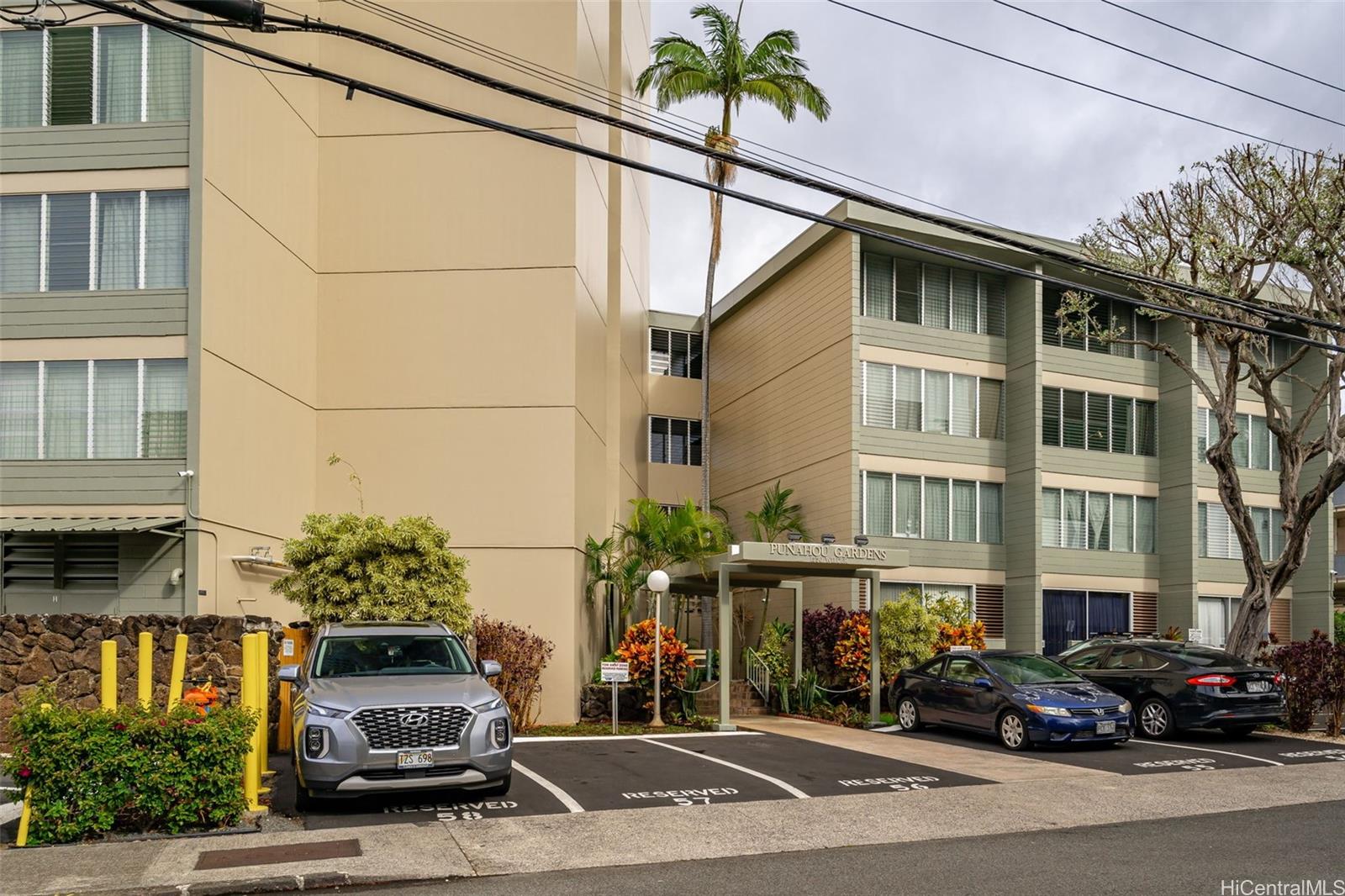 Punahou Gardens Apts condo # A810, Honolulu, Hawaii - photo 16 of 22