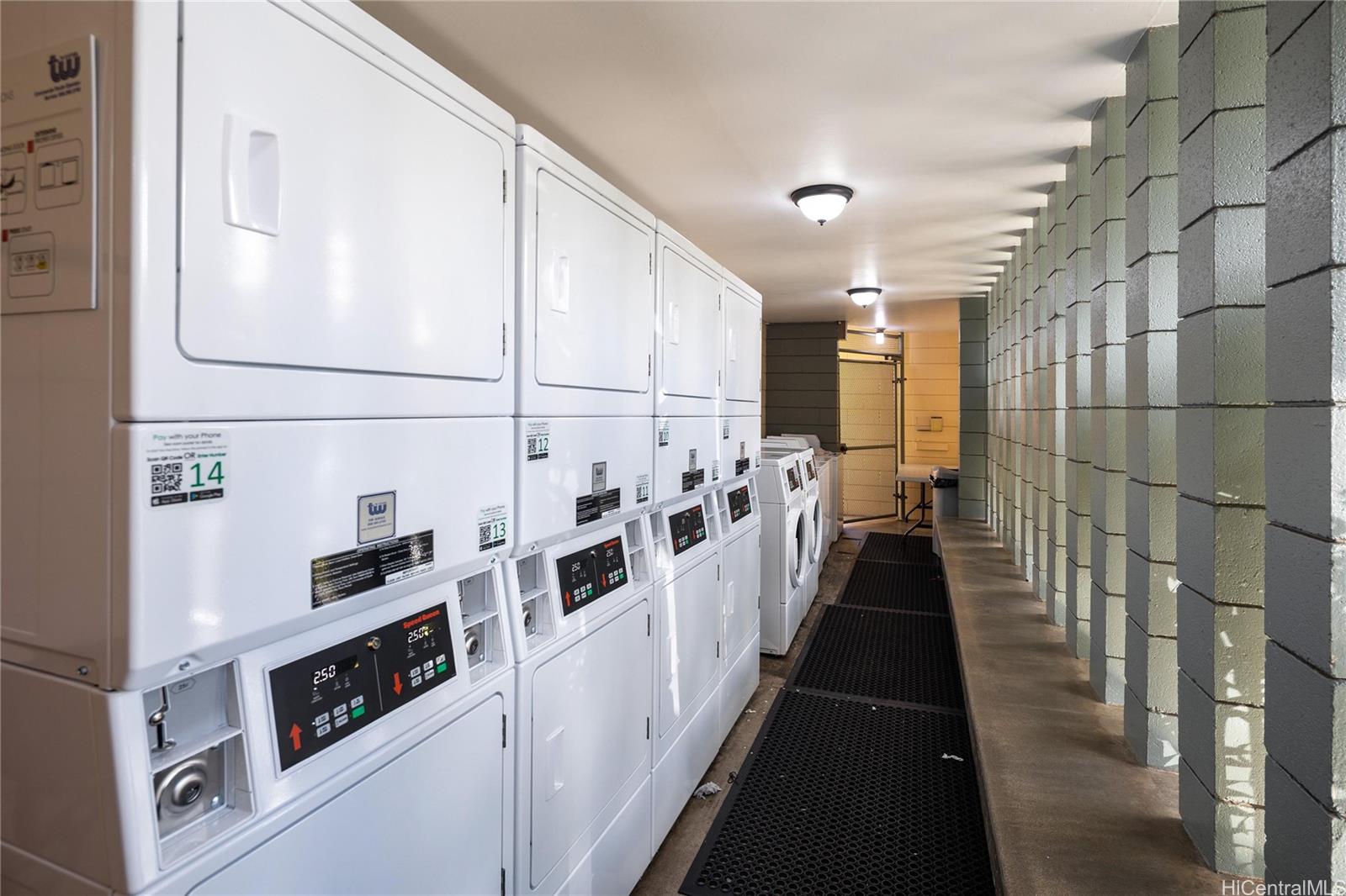 Punahou Gardens Apts condo # A913, Honolulu, Hawaii - photo 7 of 10