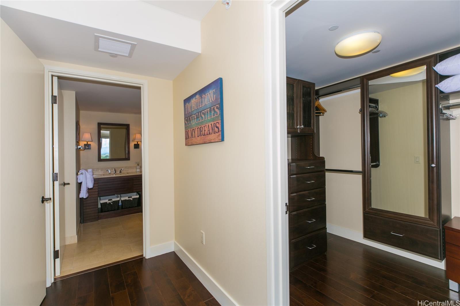 1551 Ala Wai Blvd Honolulu - Rental - photo 12 of 18