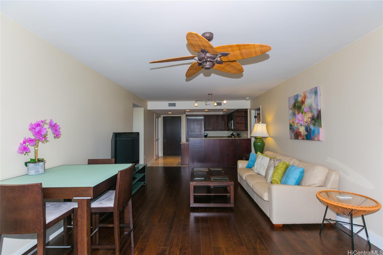 1551 Ala Wai Blvd Honolulu - Rental - photo 4 of 18