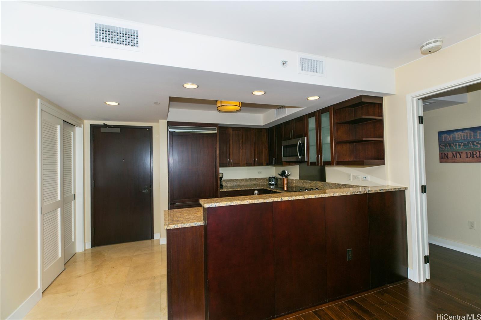 1551 Ala Wai Blvd Honolulu - Rental - photo 7 of 18