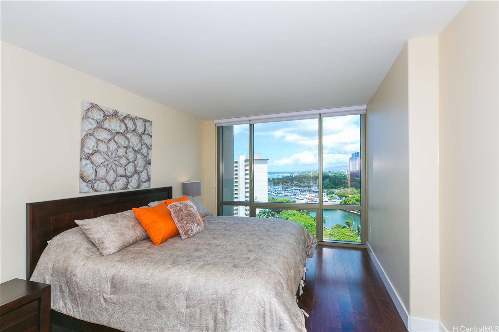 1551 Ala Wai Blvd Honolulu - Rental - photo 10 of 18