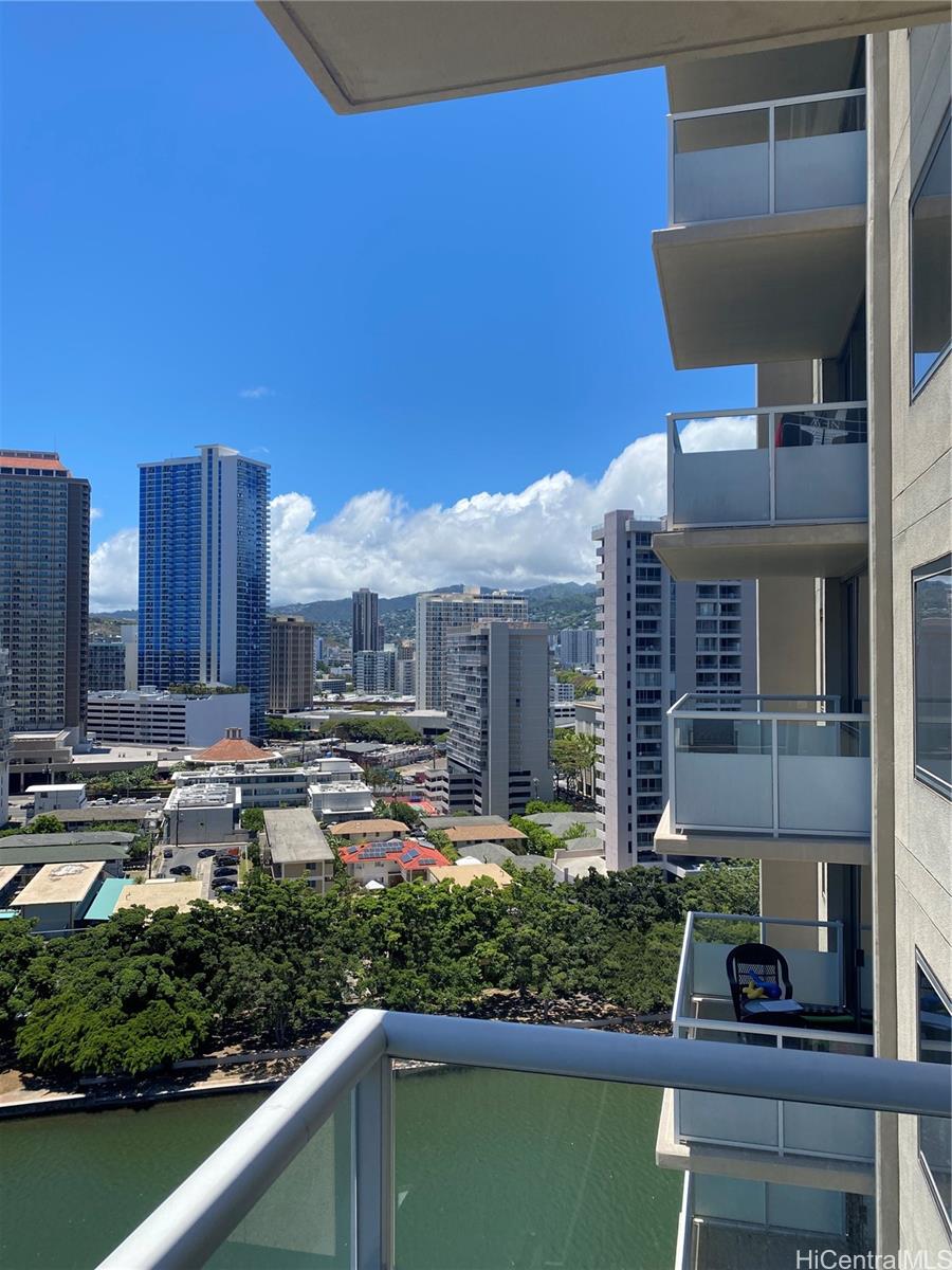 The Watermark condo # 1603, Honolulu, Hawaii - photo 4 of 15