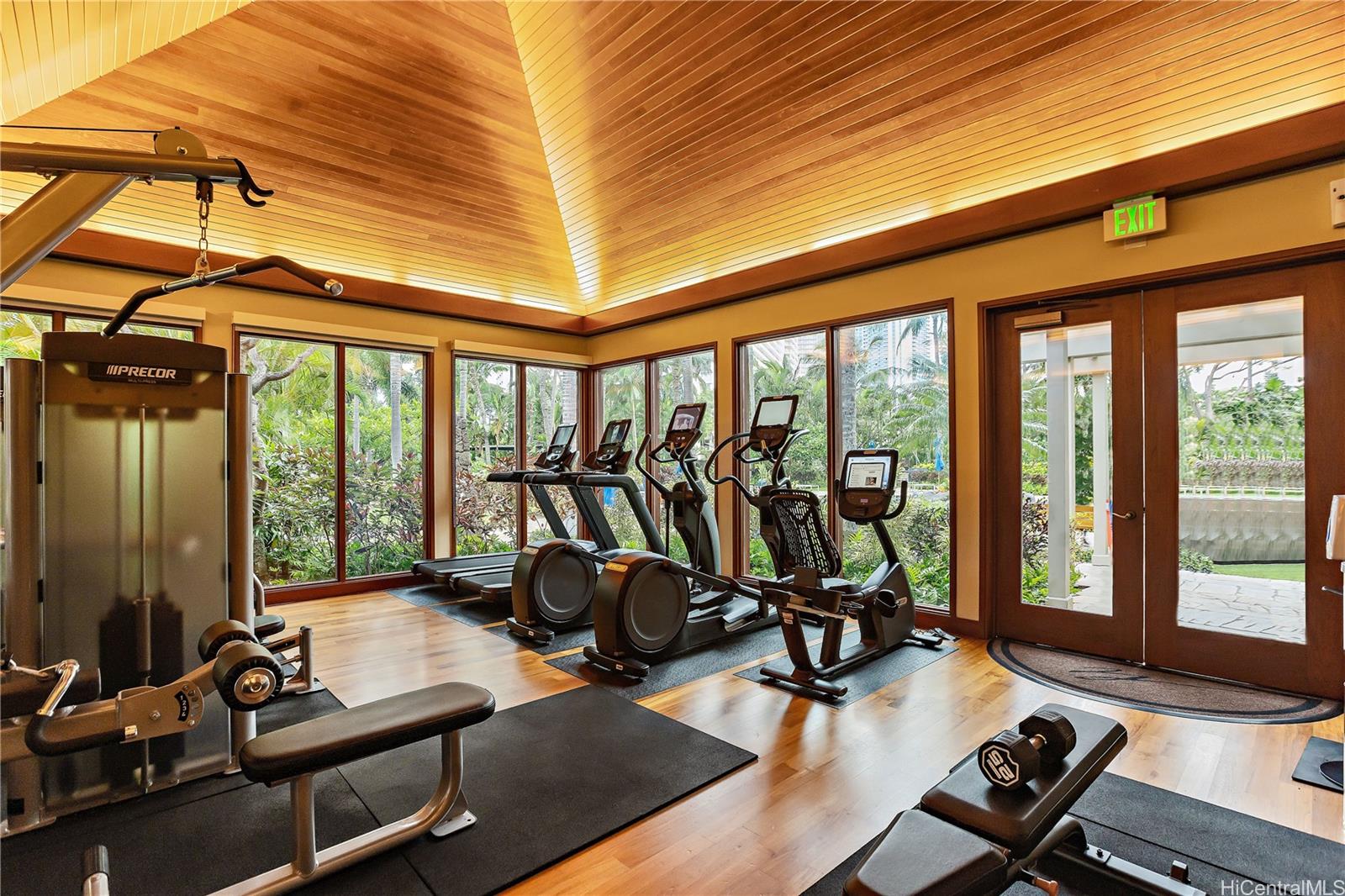 The Watermark condo # 1603, Honolulu, Hawaii - photo 19 of 22