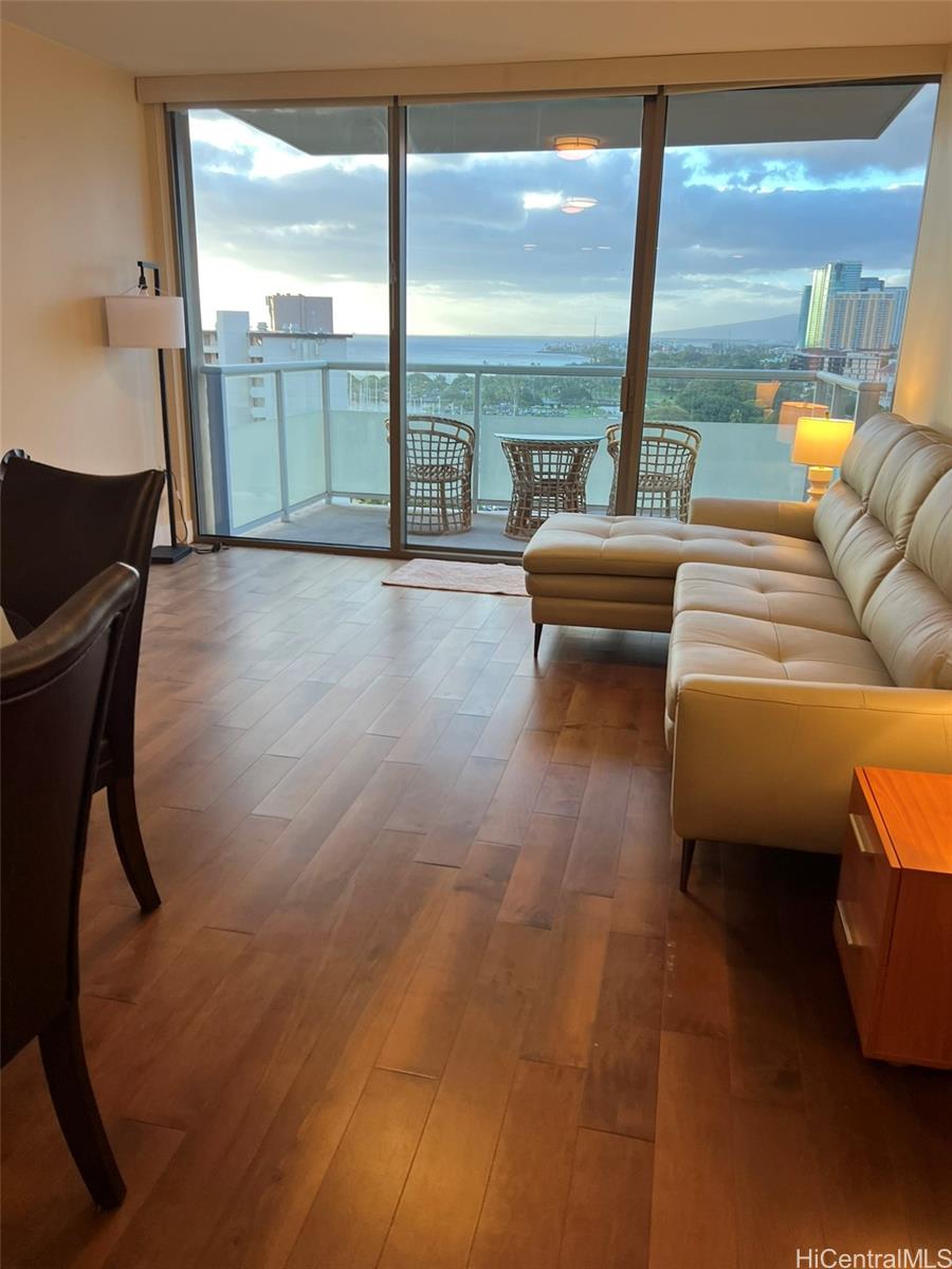 The Watermark condo # 1603, Honolulu, Hawaii - photo 6 of 14