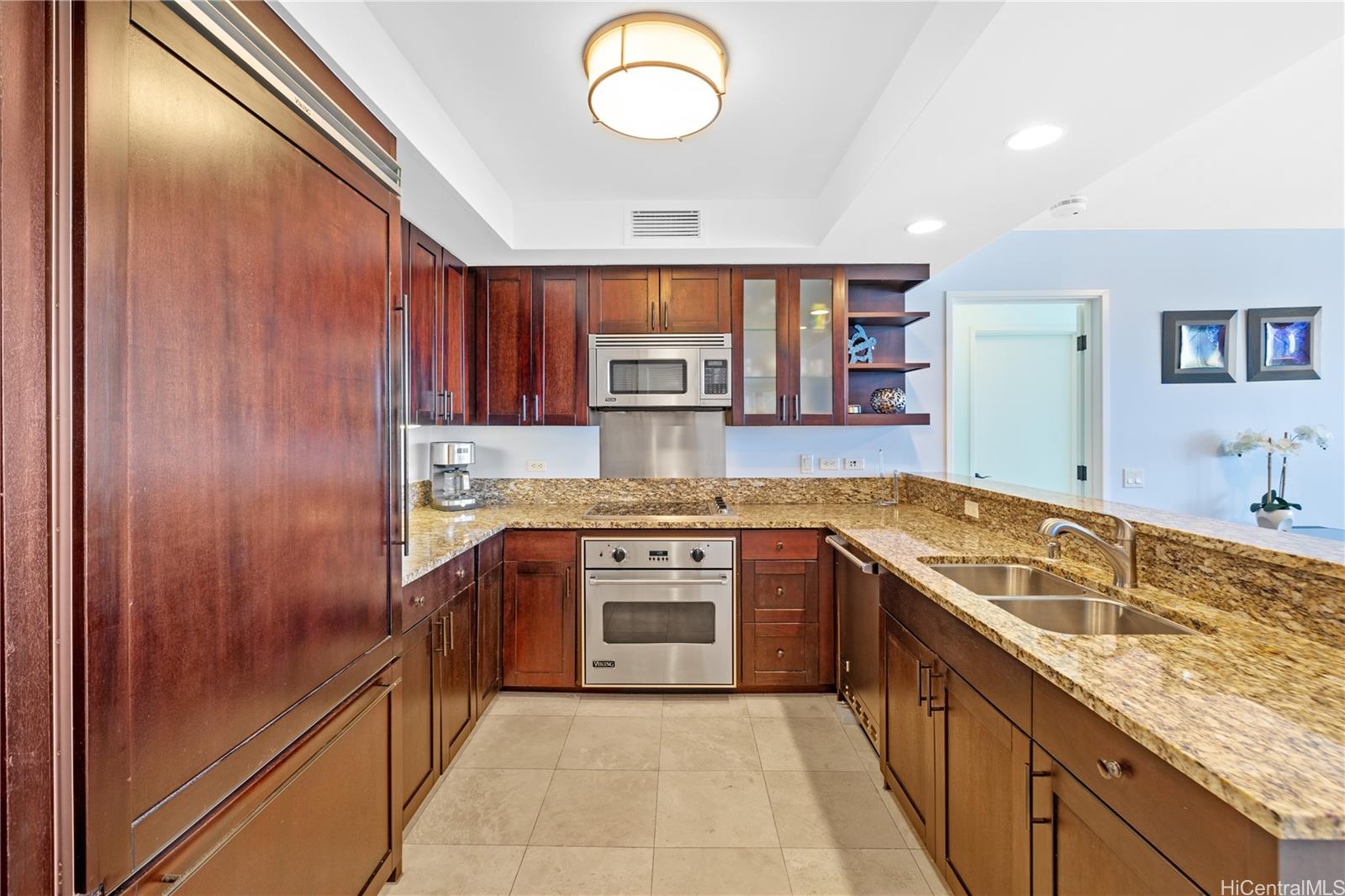 The Watermark condo # 1603, Honolulu, Hawaii - photo 9 of 16