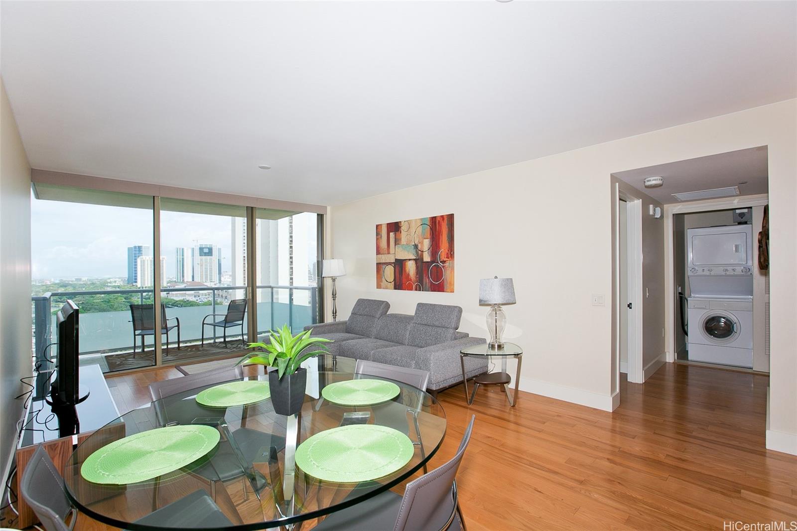 1551 Ala Wai Blvd Honolulu - Rental - photo 12 of 19