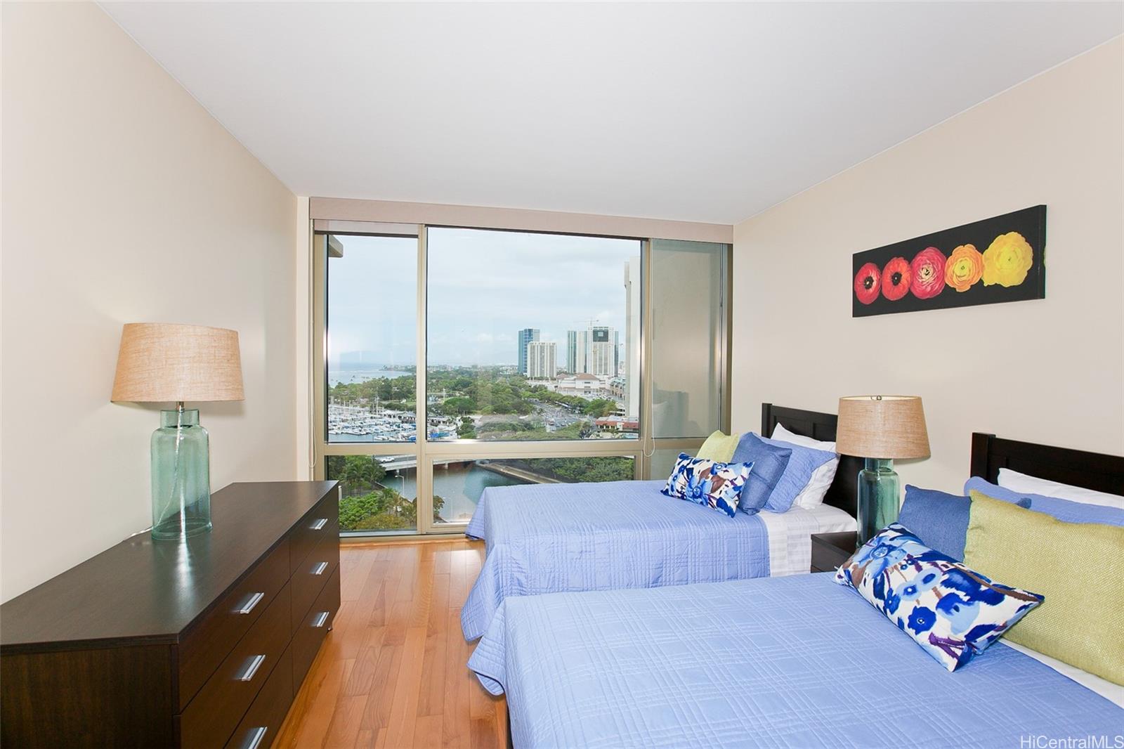 1551 Ala Wai Blvd Honolulu - Rental - photo 6 of 19