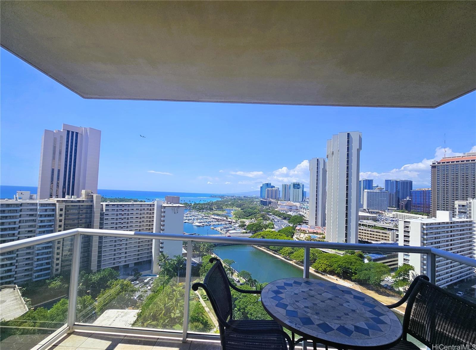 The Watermark condo # 1703, Honolulu, Hawaii - photo 13 of 24