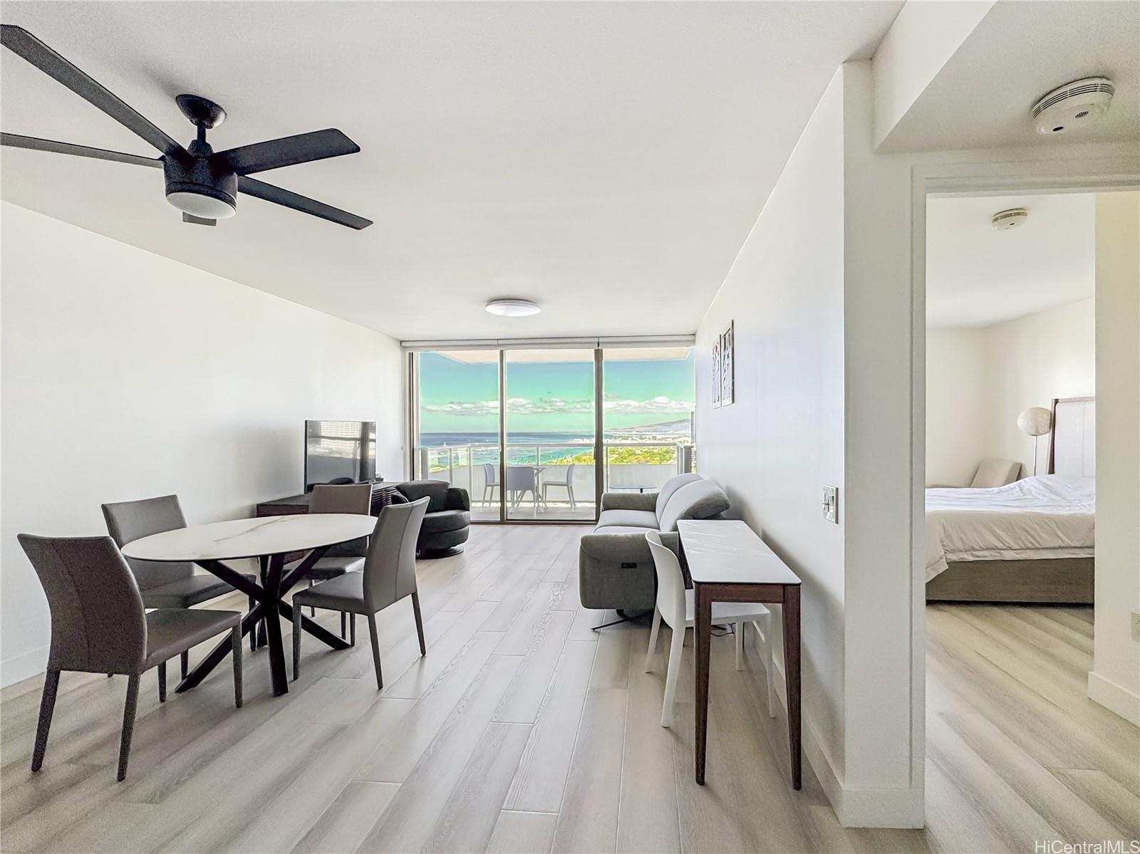 1551 Ala Wai Blvd Honolulu - Rental - photo 2 of 24