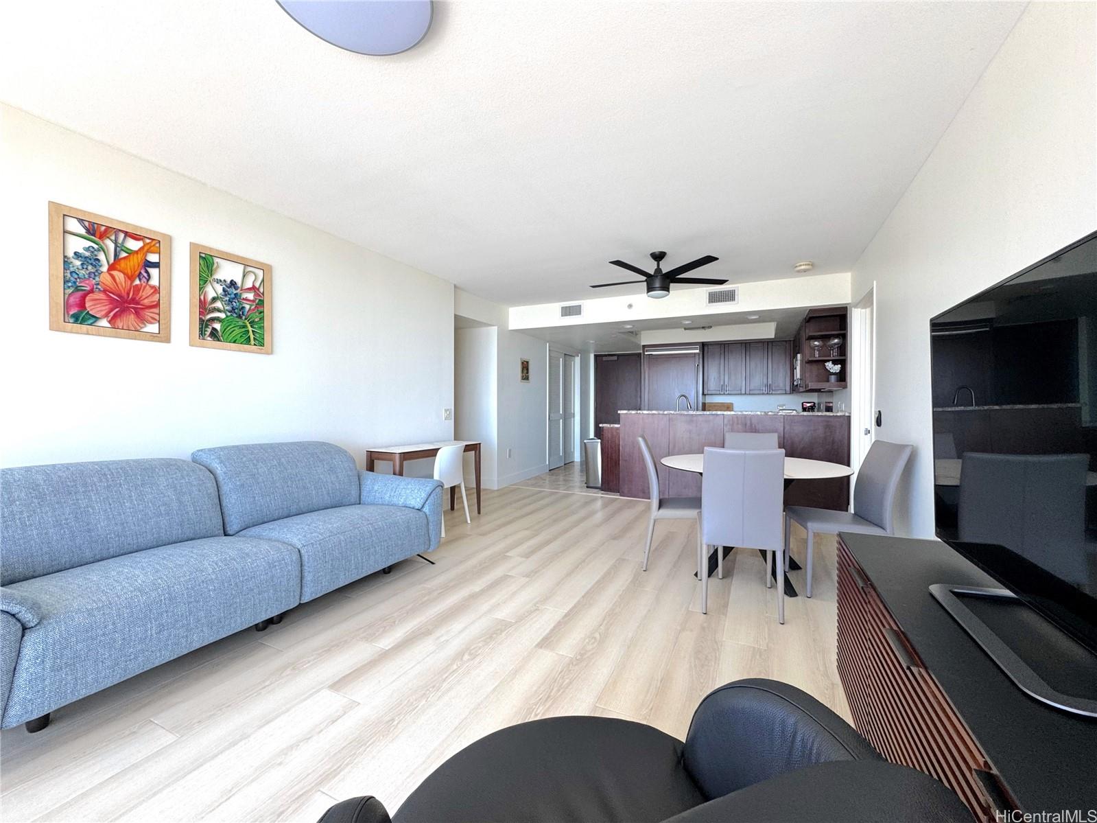 1551 Ala Wai Blvd Honolulu - Rental - photo 3 of 24