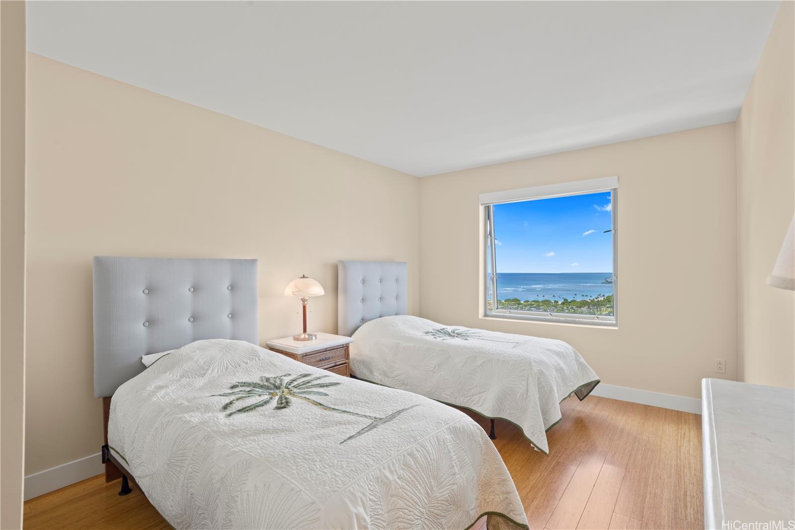 The Watermark condo # 2502, Honolulu, Hawaii - photo 15 of 18