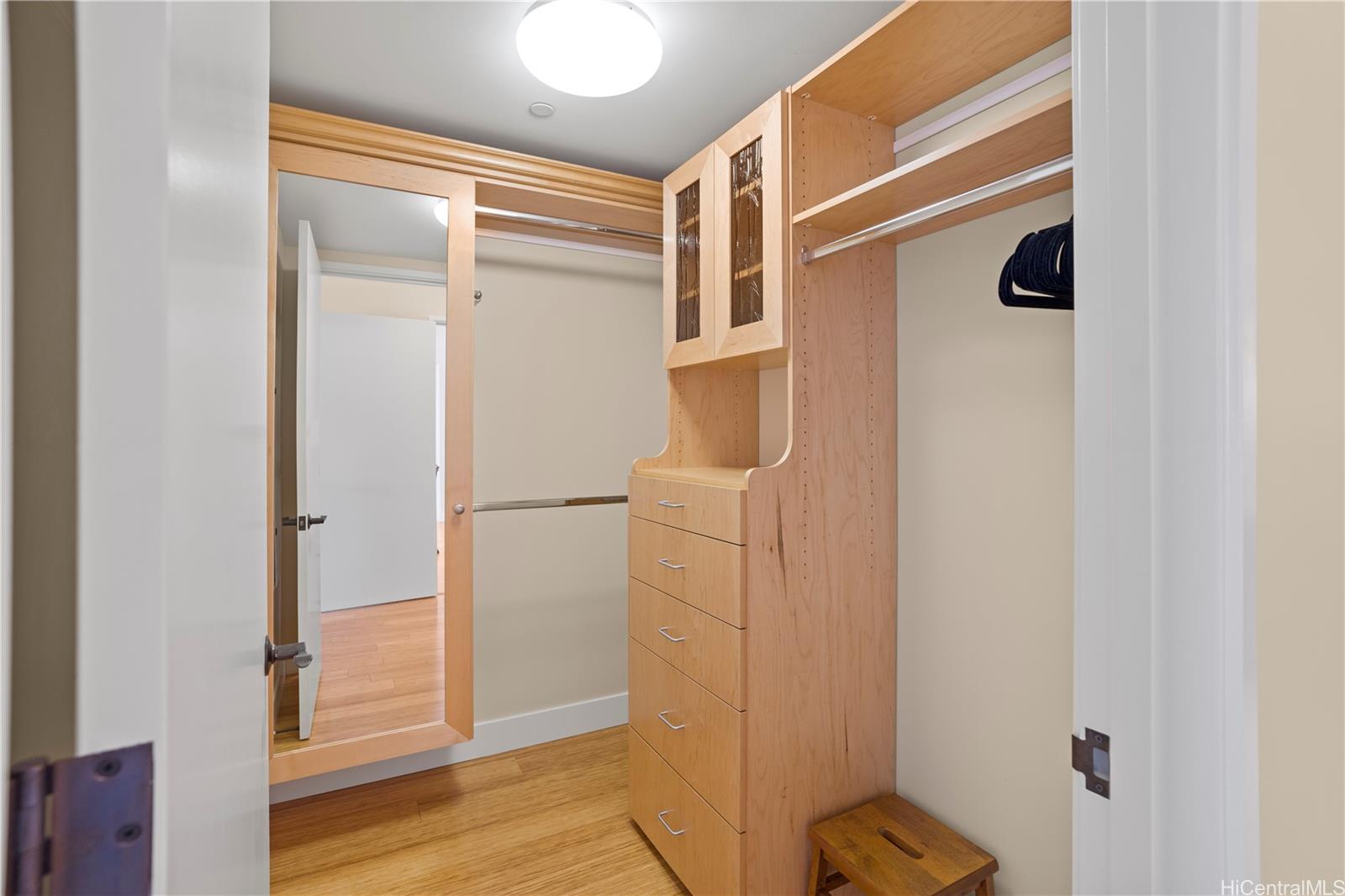 The Watermark condo # 2502, Honolulu, Hawaii - photo 9 of 18