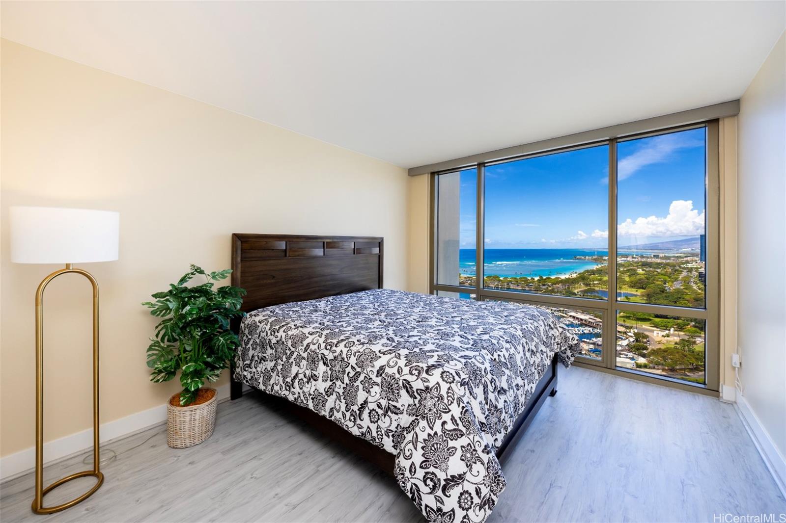 The Watermark condo # 2903, Honolulu, Hawaii - photo 12 of 25