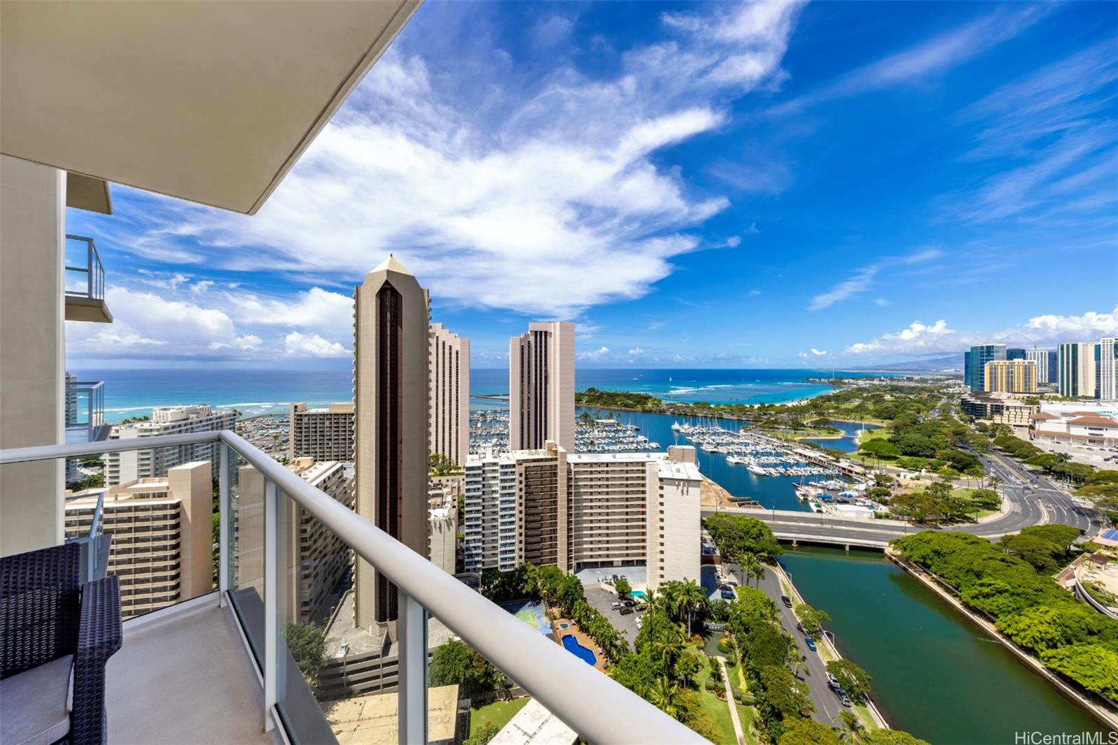 The Watermark condo # 2903, Honolulu, Hawaii - photo 4 of 25