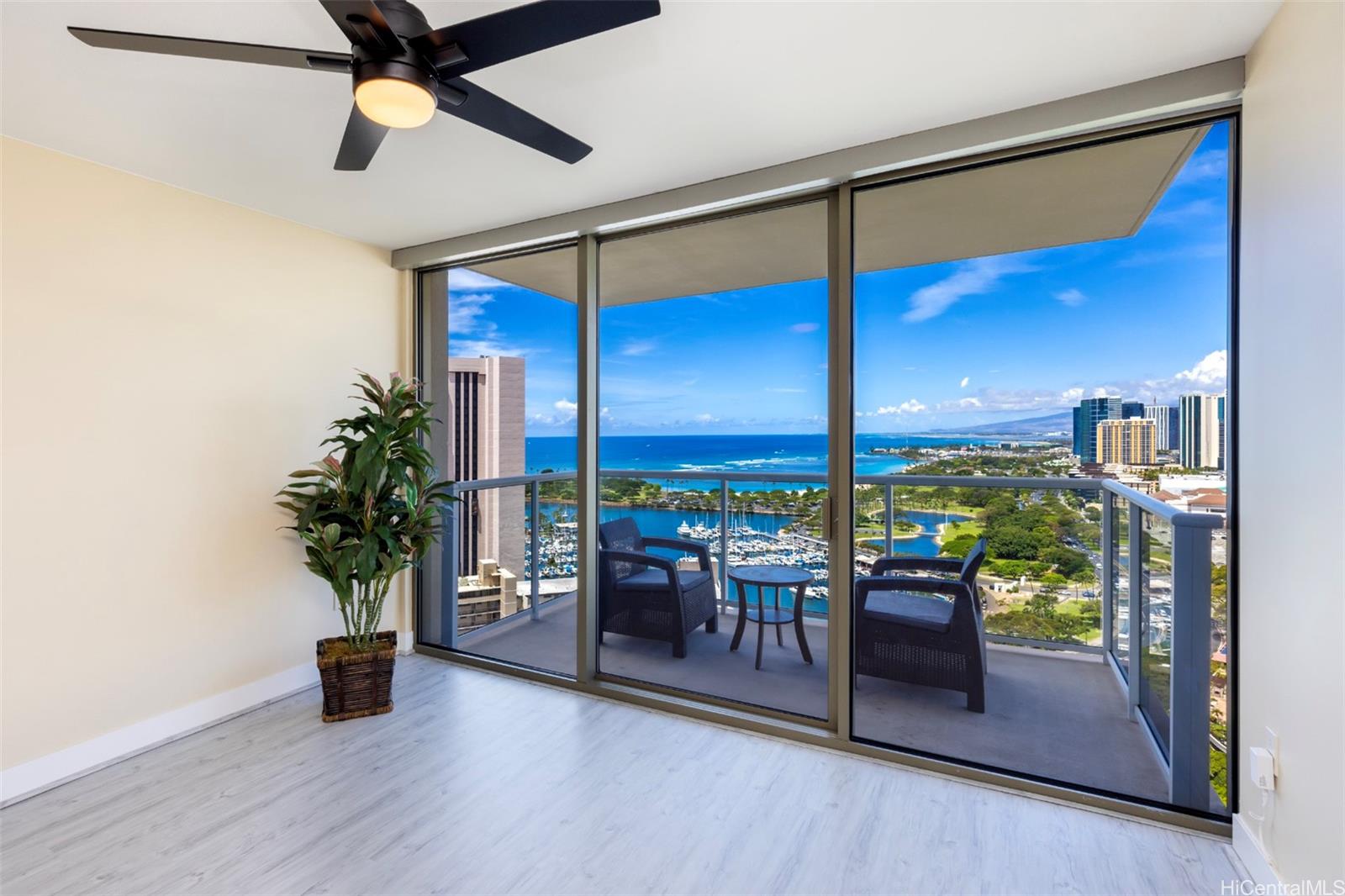 The Watermark condo # 2903, Honolulu, Hawaii - photo 6 of 25