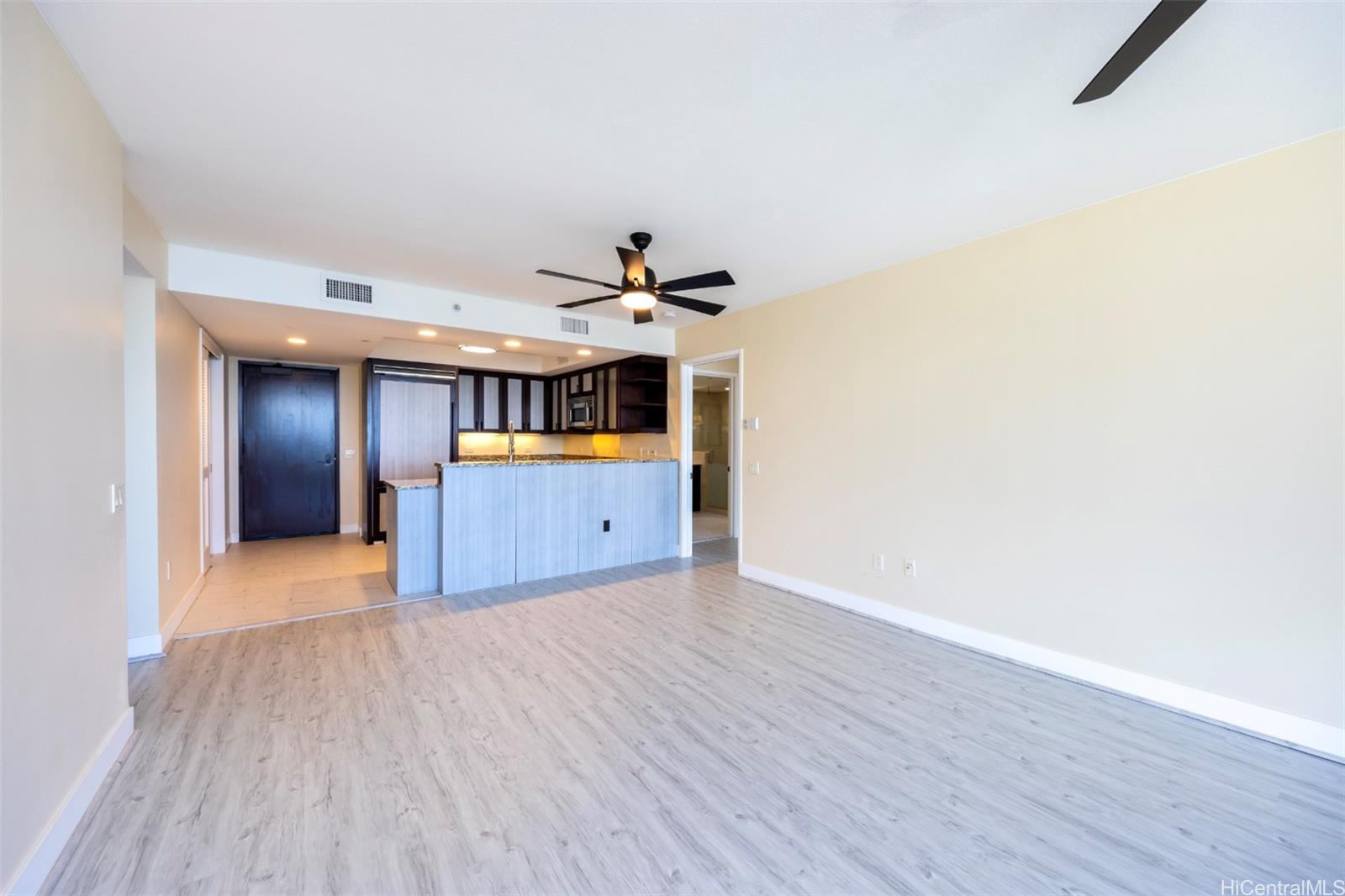 The Watermark condo # 2903, Honolulu, Hawaii - photo 8 of 25