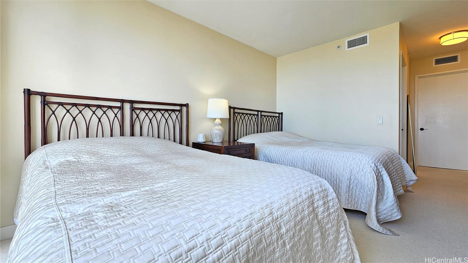 The Watermark condo # 3102, Honolulu, Hawaii - photo 12 of 25