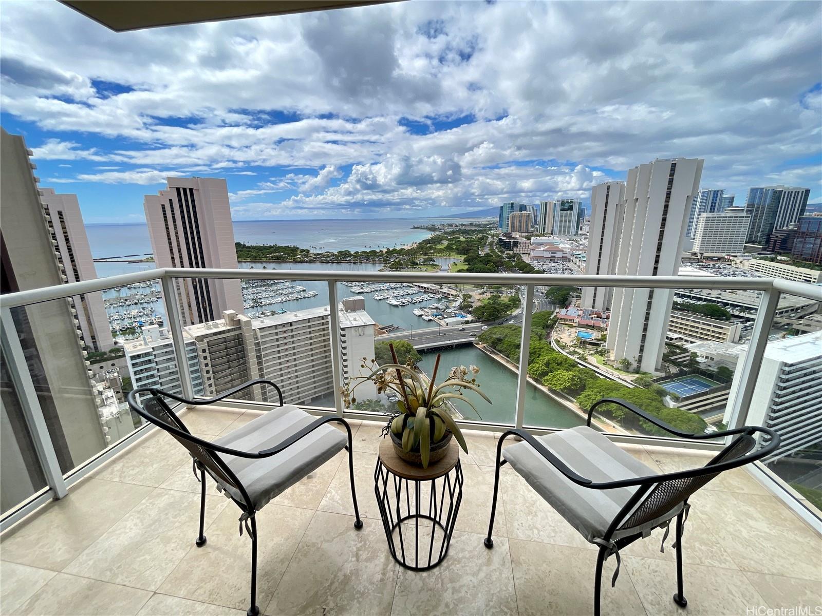 The Watermark condo # 3104, Honolulu, Hawaii - photo 2 of 24