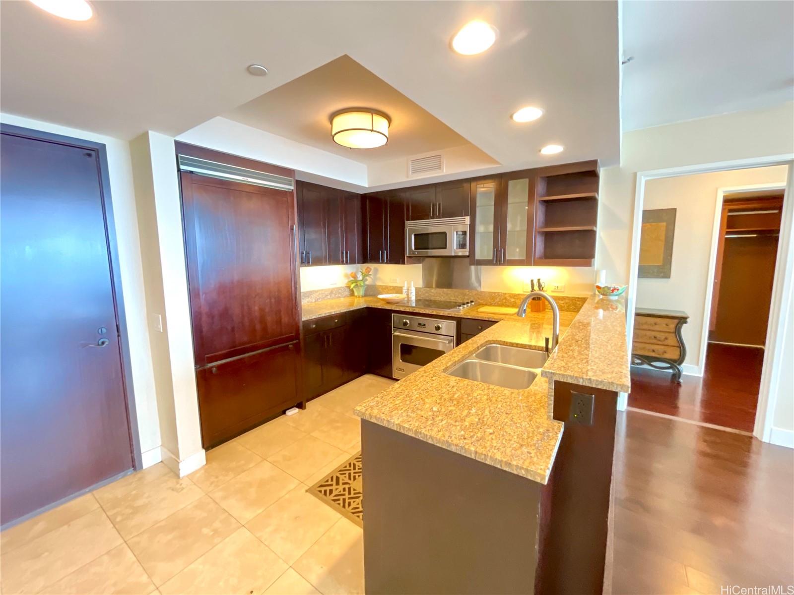 The Watermark condo # 3104, Honolulu, Hawaii - photo 5 of 24