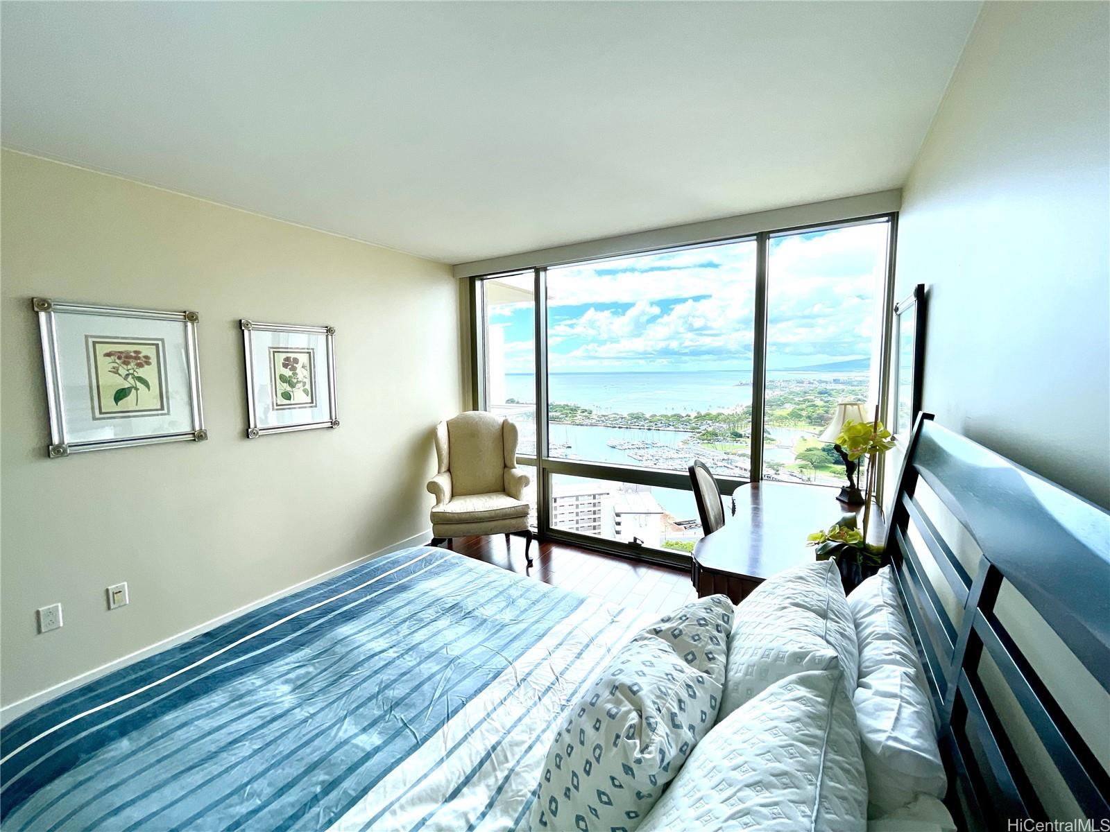 The Watermark condo # 3104, Honolulu, Hawaii - photo 2 of 20