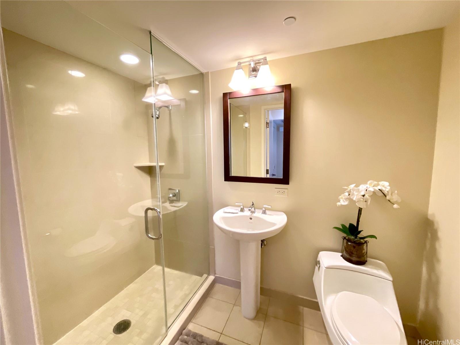 The Watermark condo # 3104, Honolulu, Hawaii - photo 11 of 20