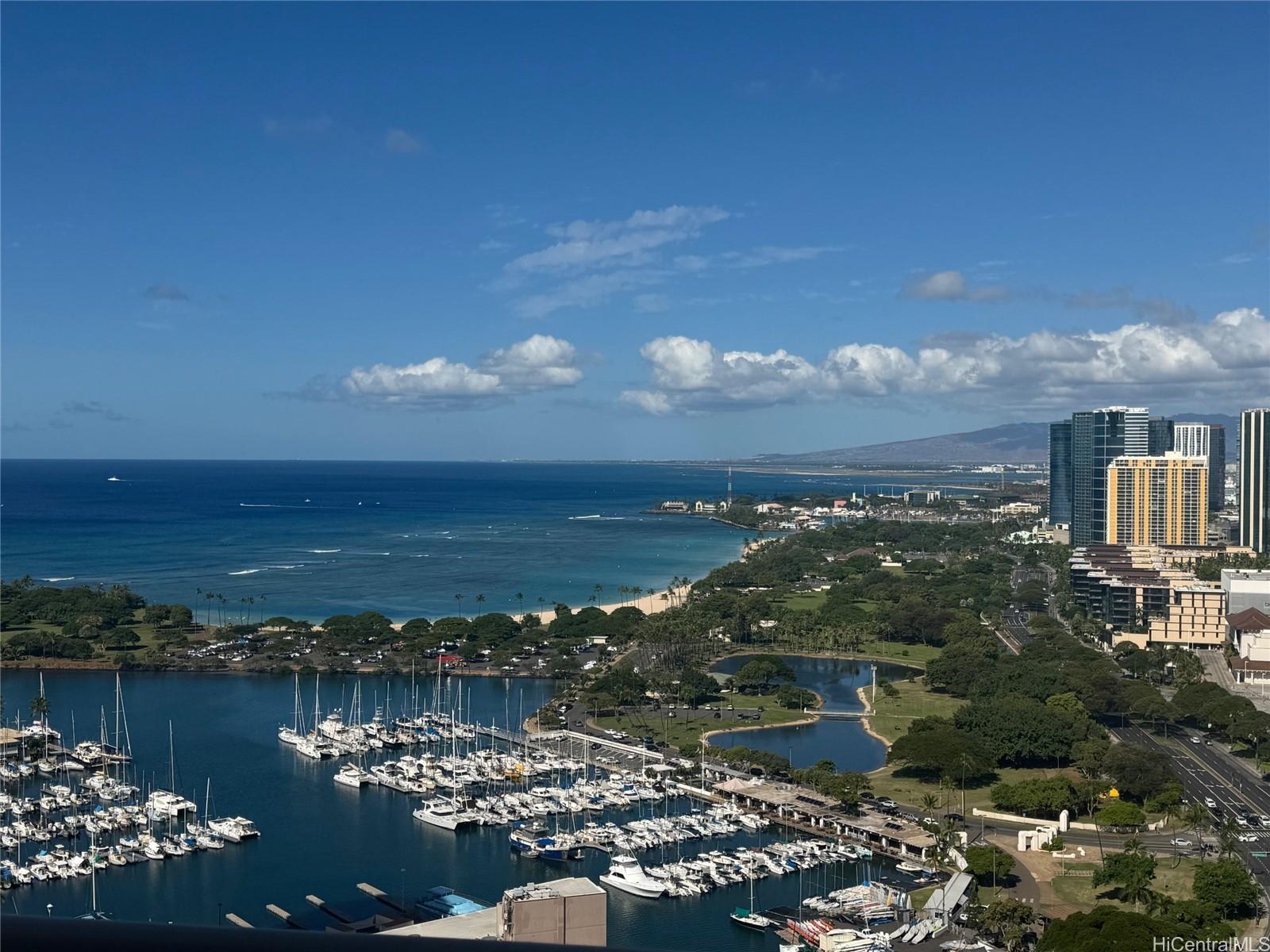 The Watermark condo # 3306, Honolulu, Hawaii - photo 2 of 10
