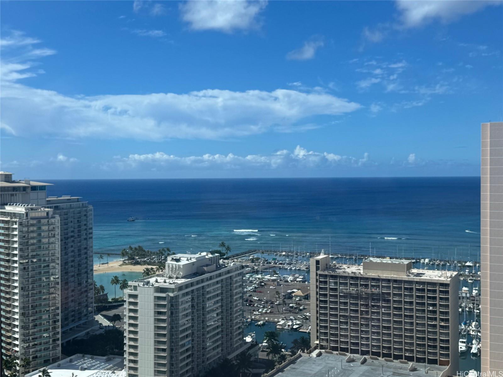 The Watermark condo # 3306, Honolulu, Hawaii - photo 3 of 10
