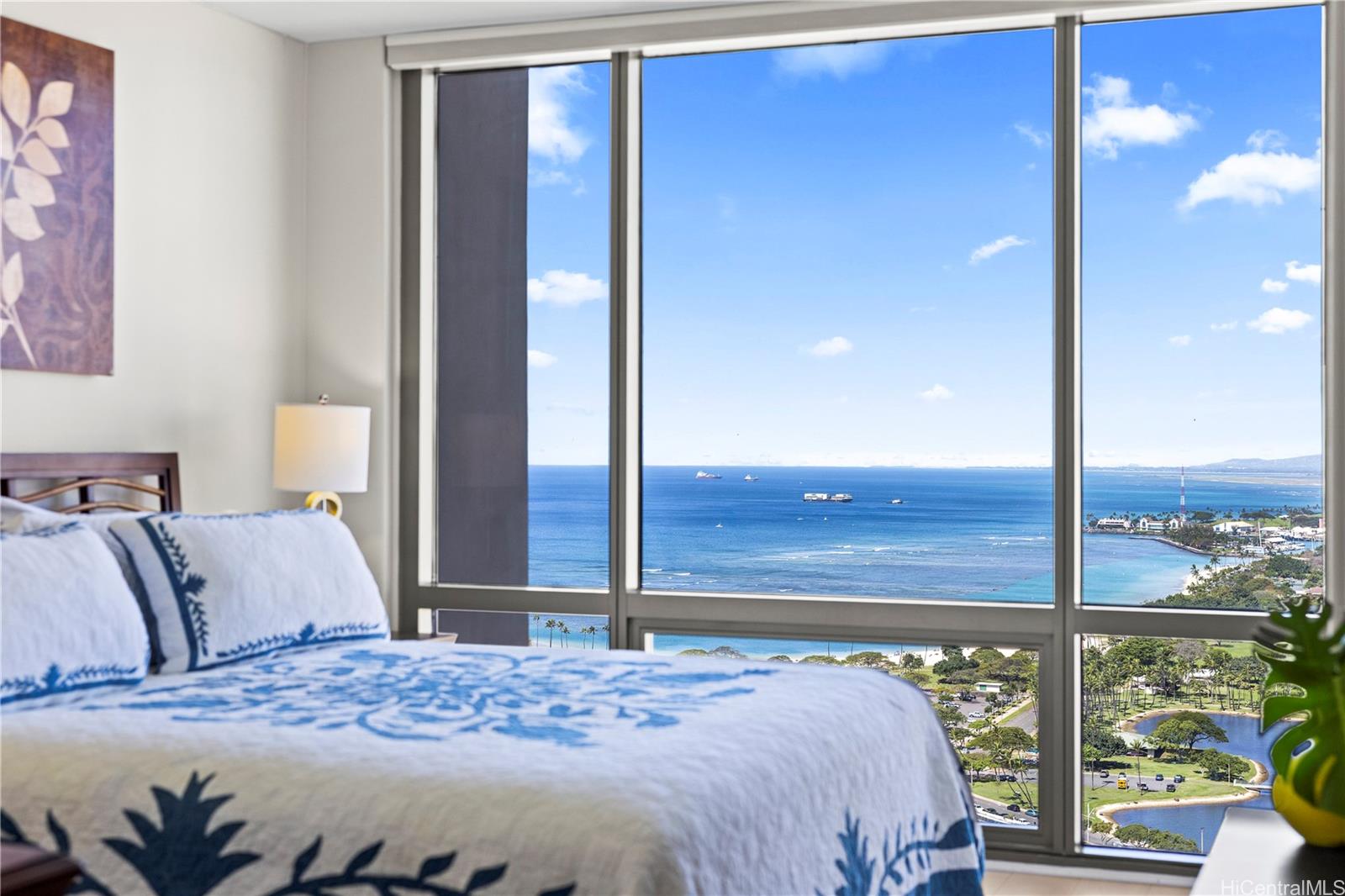 1551 Ala Wai Blvd Honolulu - Rental - photo 6 of 16