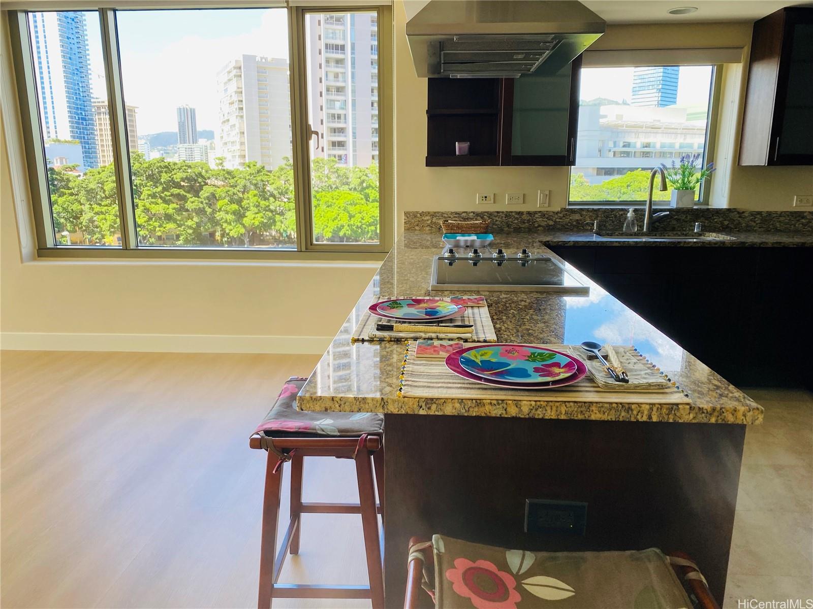 The Watermark condo # 401, Honolulu, Hawaii - photo 5 of 14