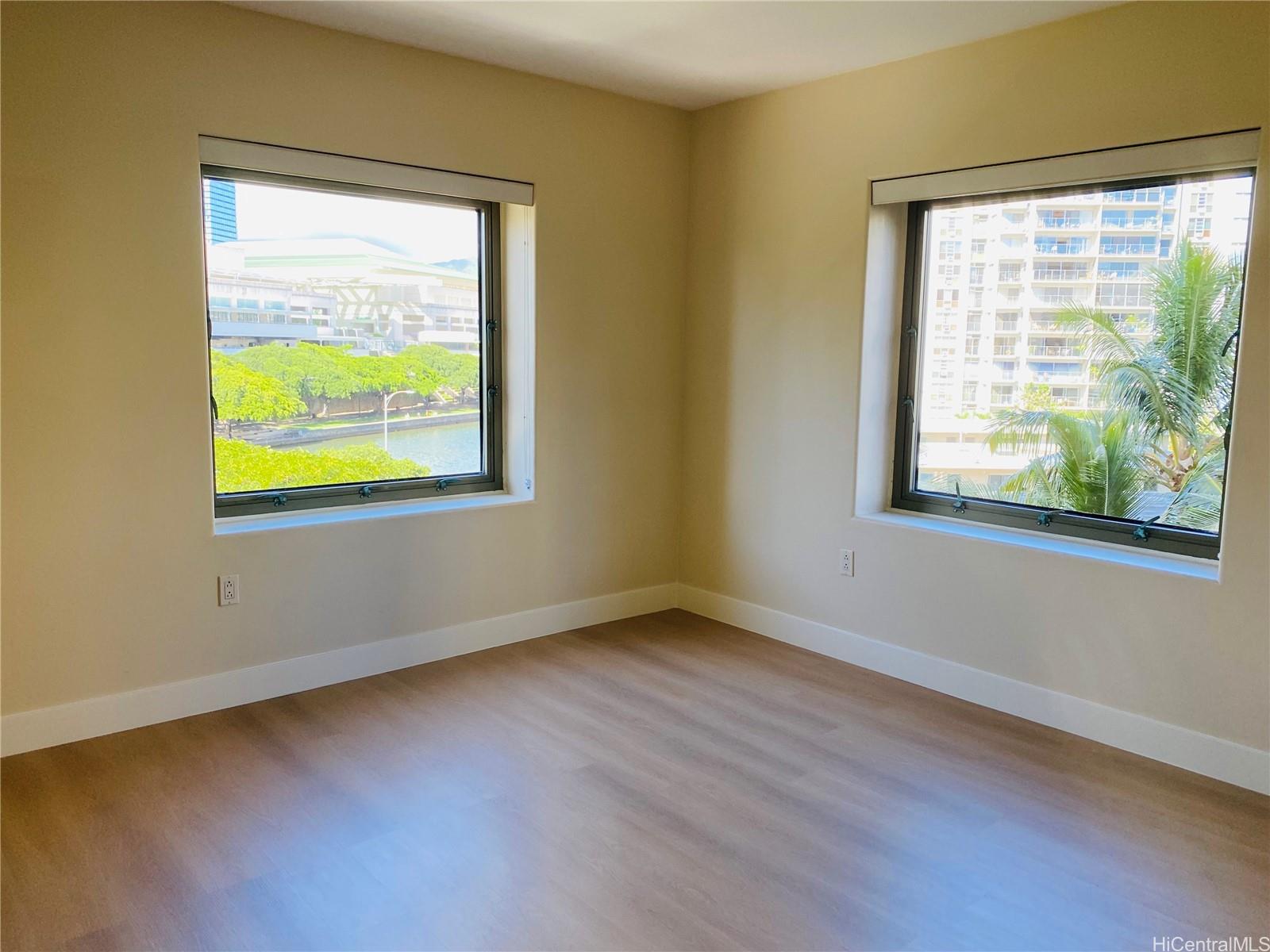 The Watermark condo # 401, Honolulu, Hawaii - photo 6 of 14