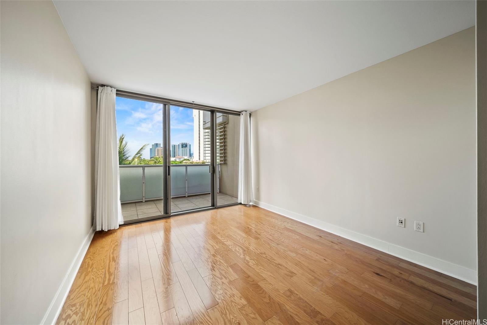 1551 Ala Wai Blvd Honolulu - Rental - photo 18 of 25