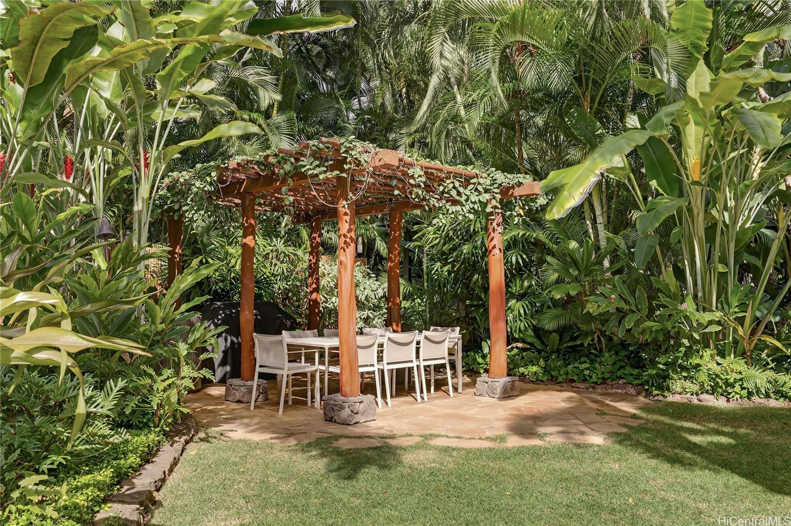 The Watermark condo # 504, Honolulu, Hawaii - photo 15 of 21