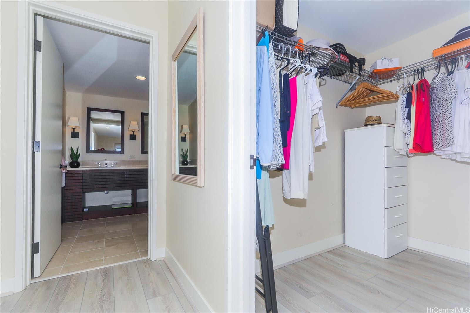 The Watermark condo # 703, Honolulu, Hawaii - photo 18 of 24