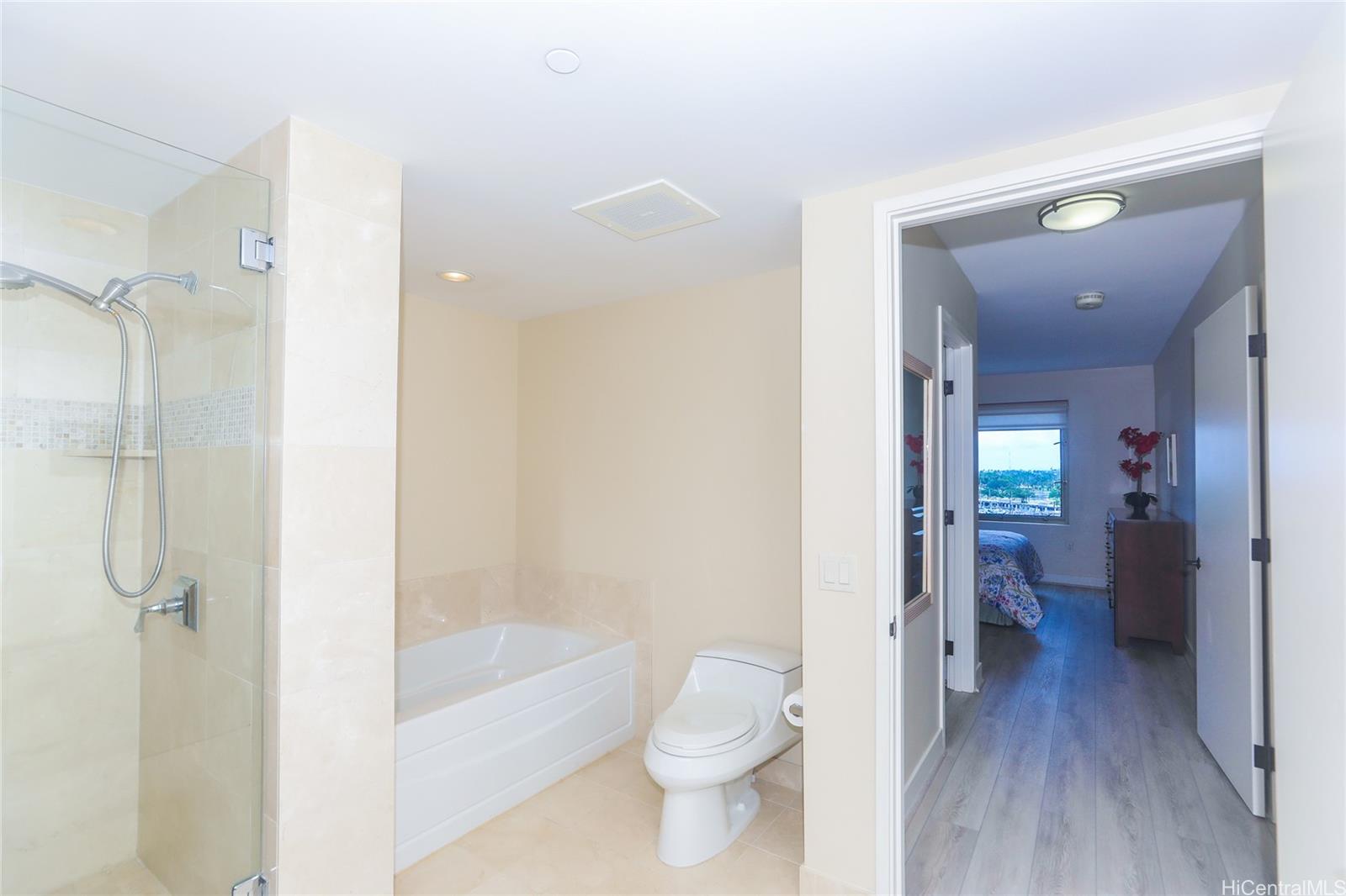 The Watermark condo # 703, Honolulu, Hawaii - photo 19 of 23