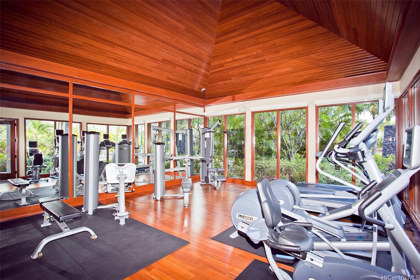 The Watermark condo # 703, Honolulu, Hawaii - photo 8 of 23