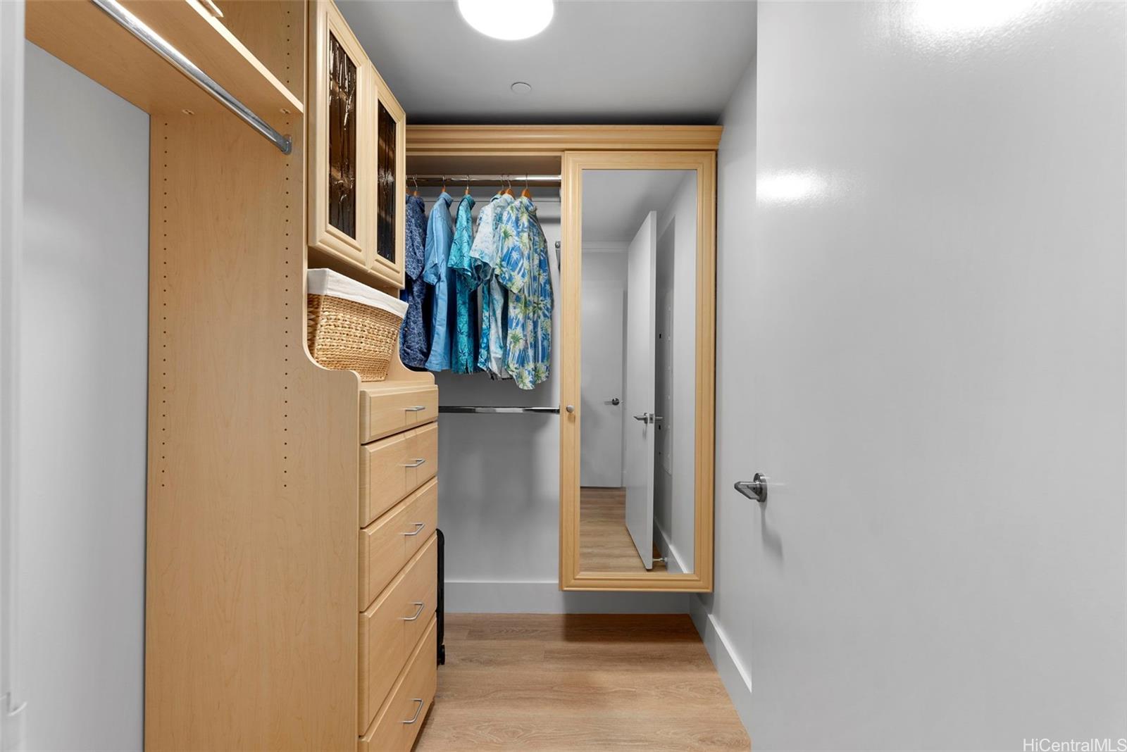 The Watermark condo # 803, Honolulu, Hawaii - photo 11 of 25