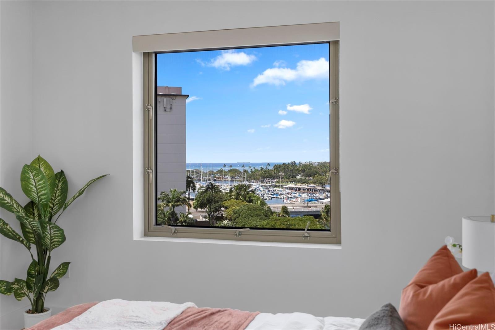 The Watermark condo # 803, Honolulu, Hawaii - photo 15 of 25