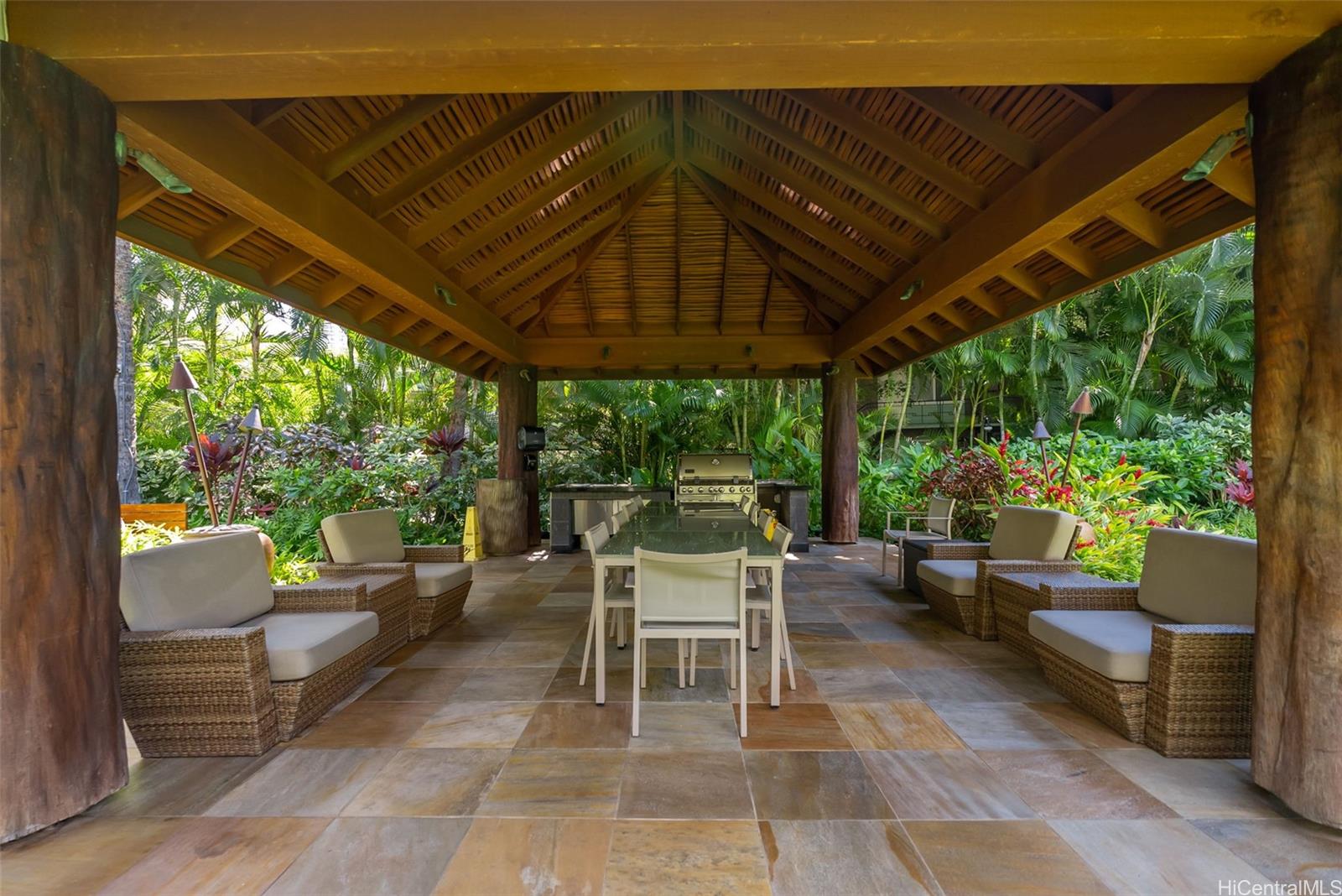 The Watermark condo # 803, Honolulu, Hawaii - photo 23 of 25