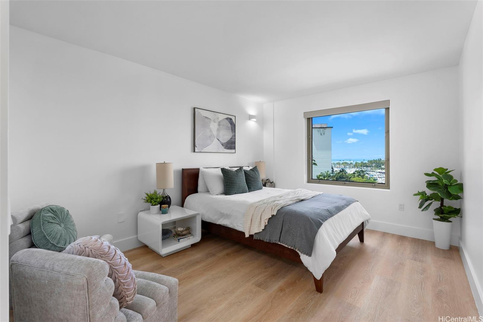 The Watermark condo # 803, Honolulu, Hawaii - photo 9 of 25