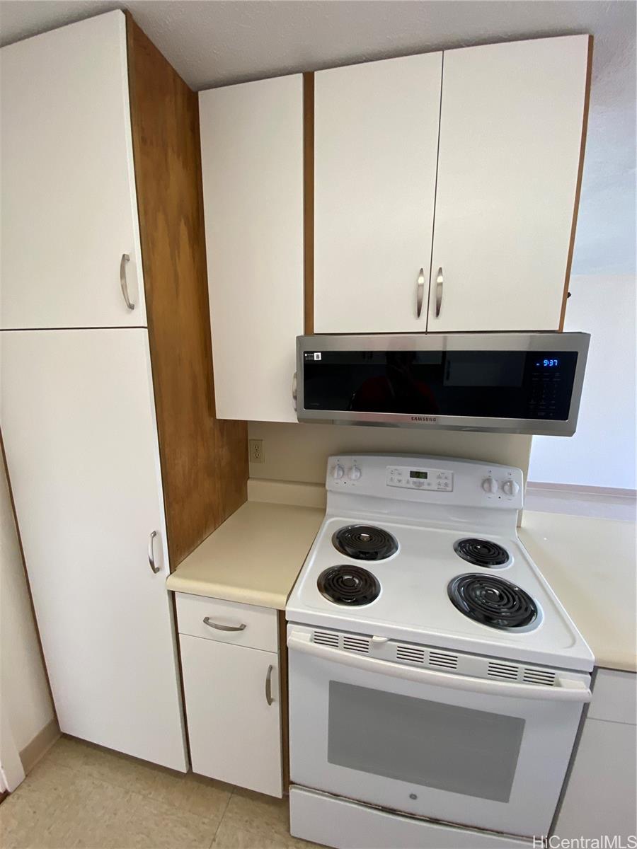 1553 Glen Ave Wahiawa - Rental - photo 4 of 25