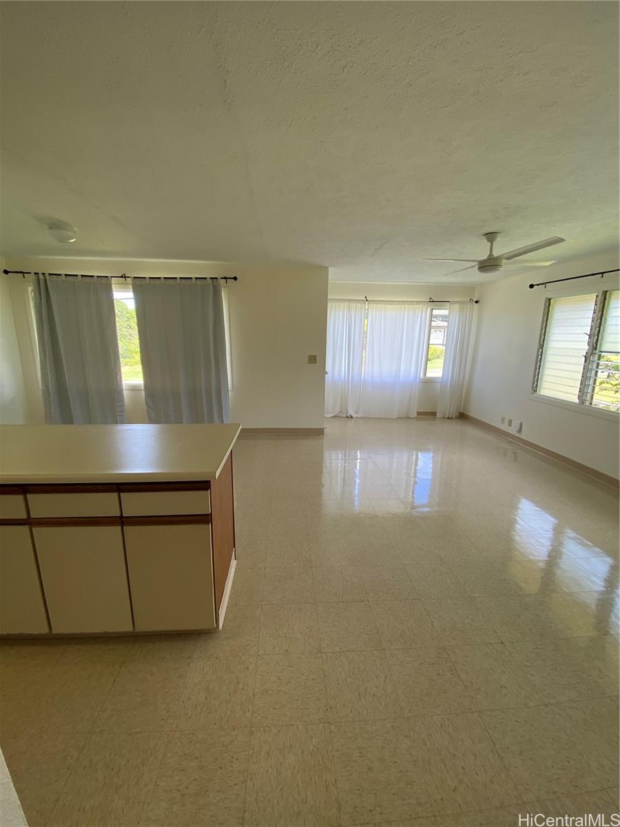 1553 Glen Ave Wahiawa - Rental - photo 5 of 25