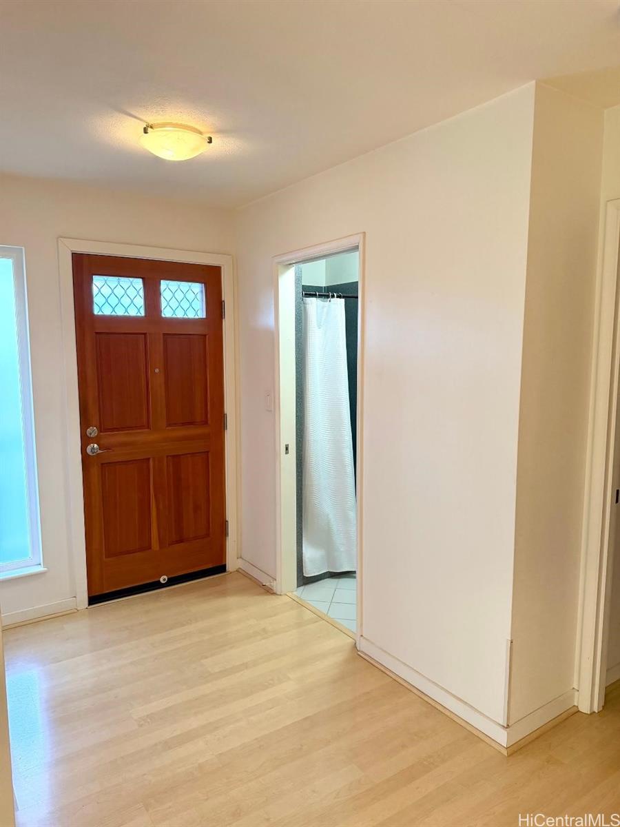 1553 Haku Street Honolulu - Rental - photo 4 of 16